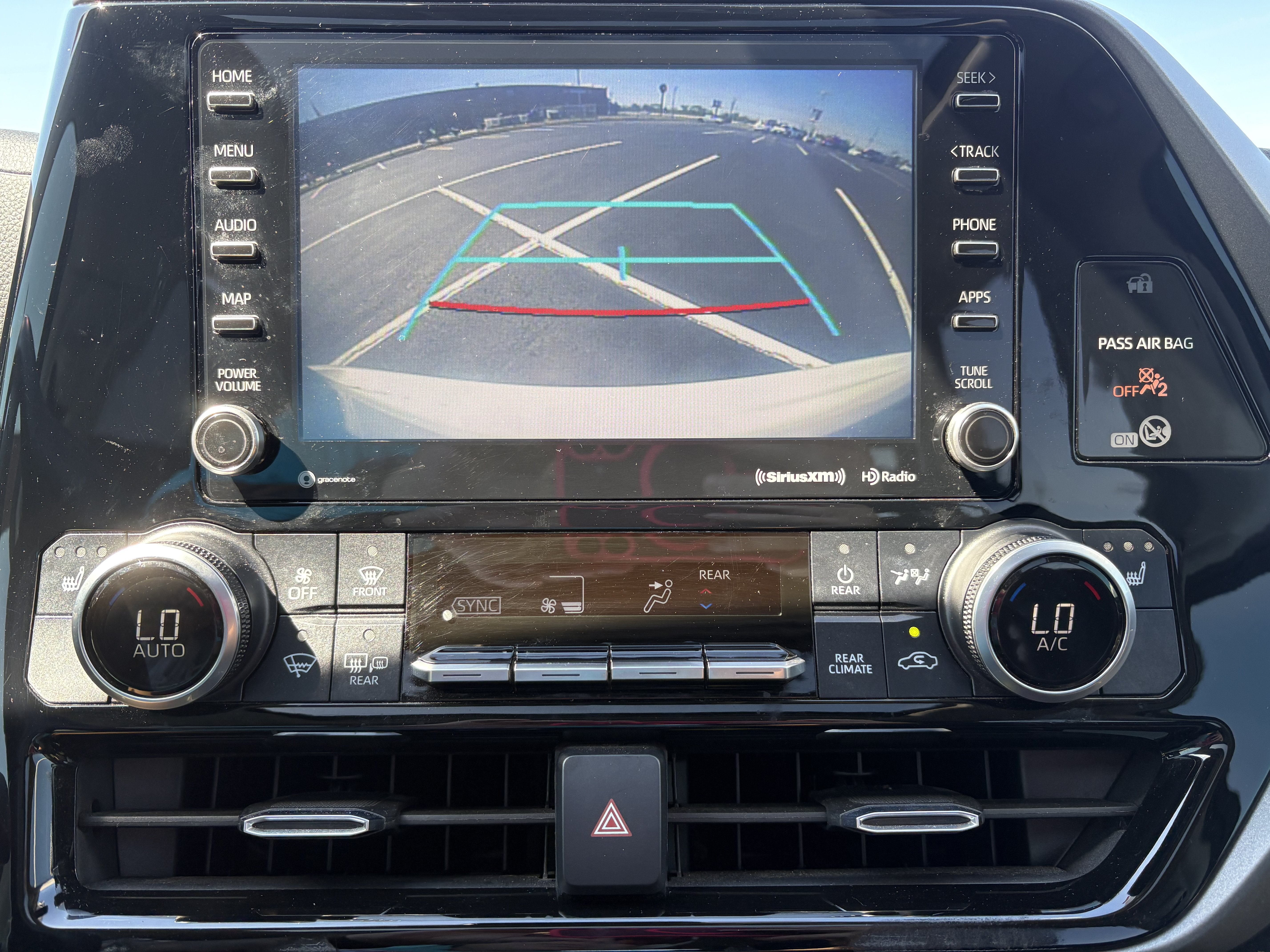 2020 Toyota Highlander XLE FWD