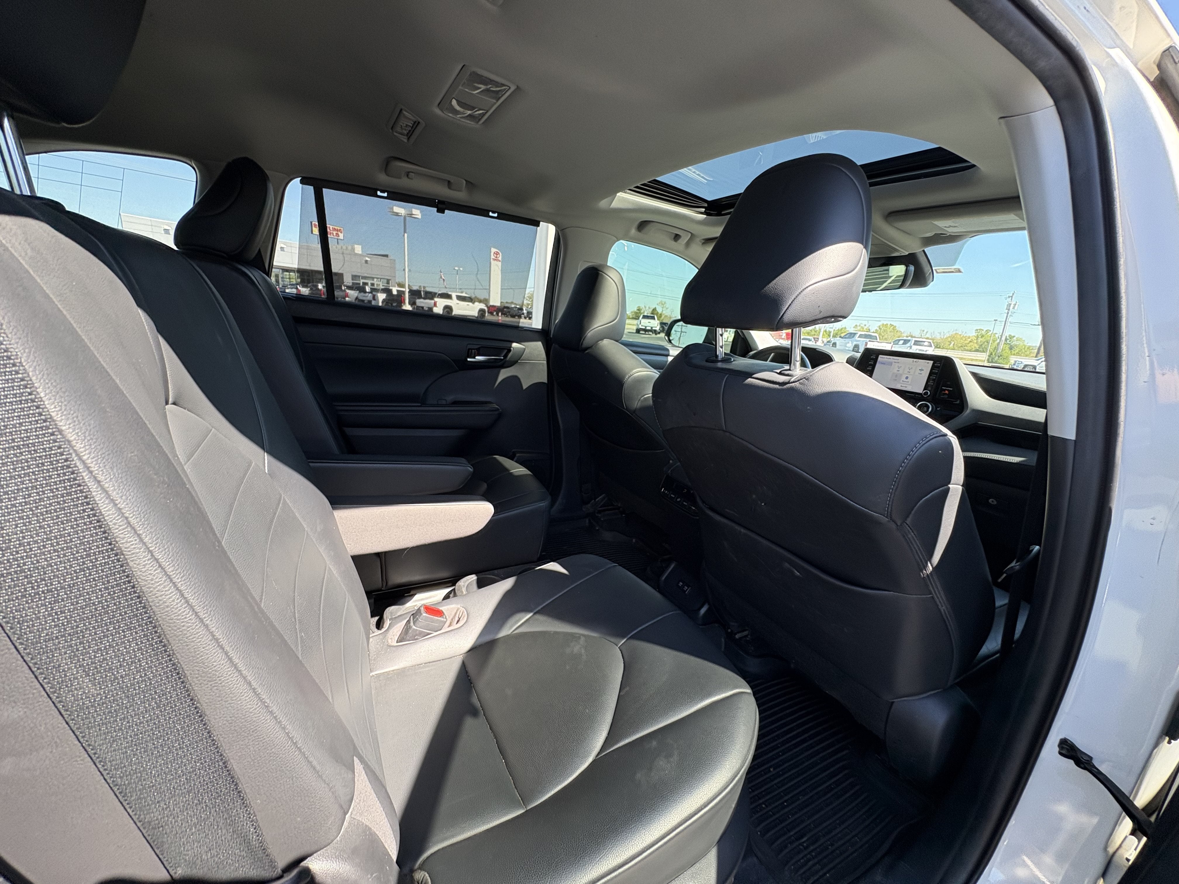 2020 Toyota Highlander XLE FWD