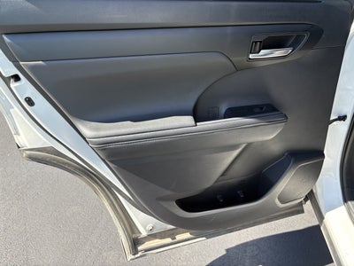 2020 Toyota Highlander XLE FWD