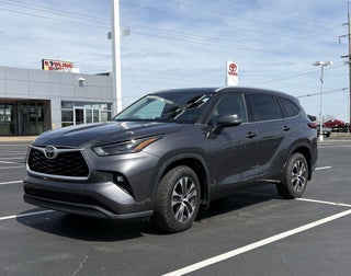2022 Toyota Highlander XLE FWD