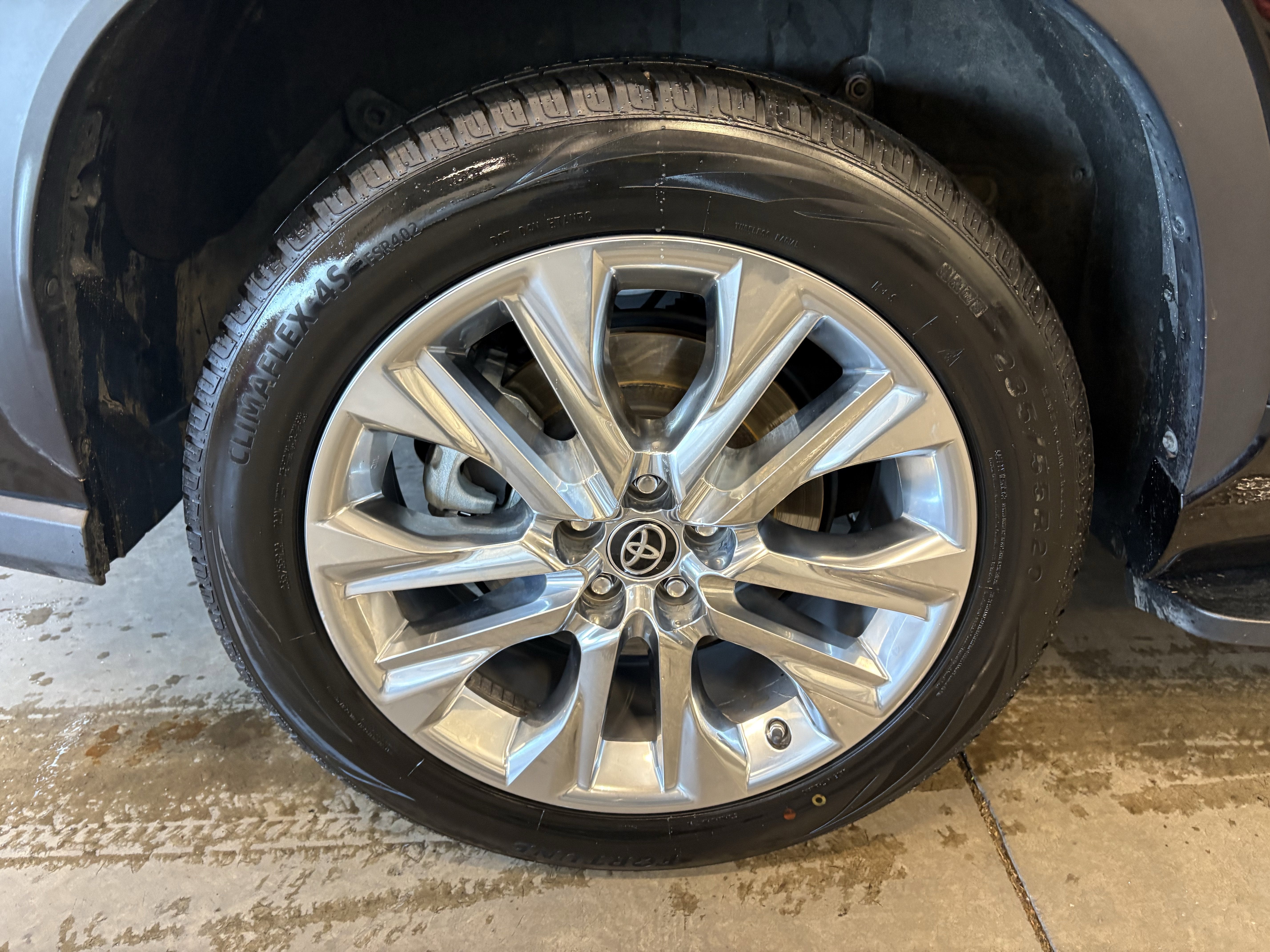 2021 Toyota Highlander Limited FWD