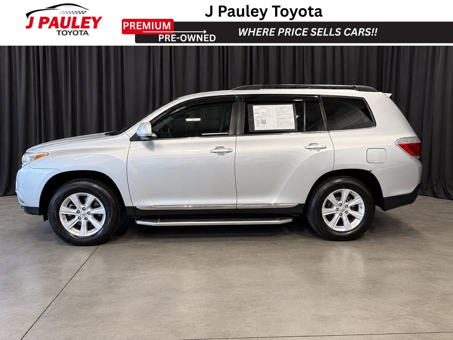 Used 2013 Toyota Highlander Plus with VIN 5TDZK3EH5DS124334 for sale in Fort Smith, AR