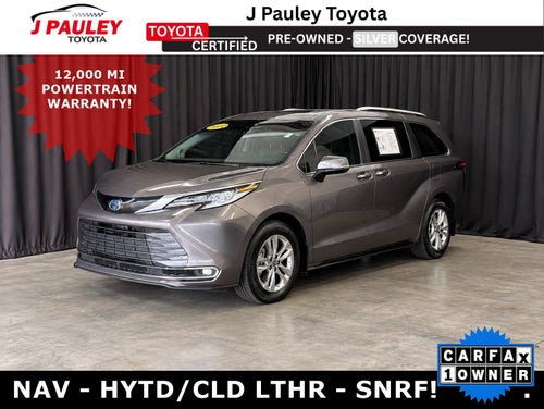 2022 Toyota Sienna Limited FWD