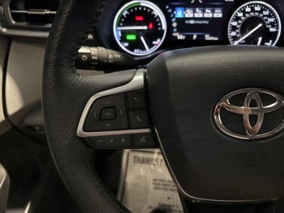 2022 Toyota Sienna Limited FWD