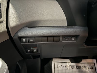 2022 Toyota Sienna Limited FWD