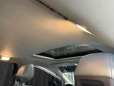 2022 Toyota Sienna Limited FWD
