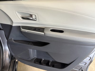 2022 Toyota Sienna Limited FWD