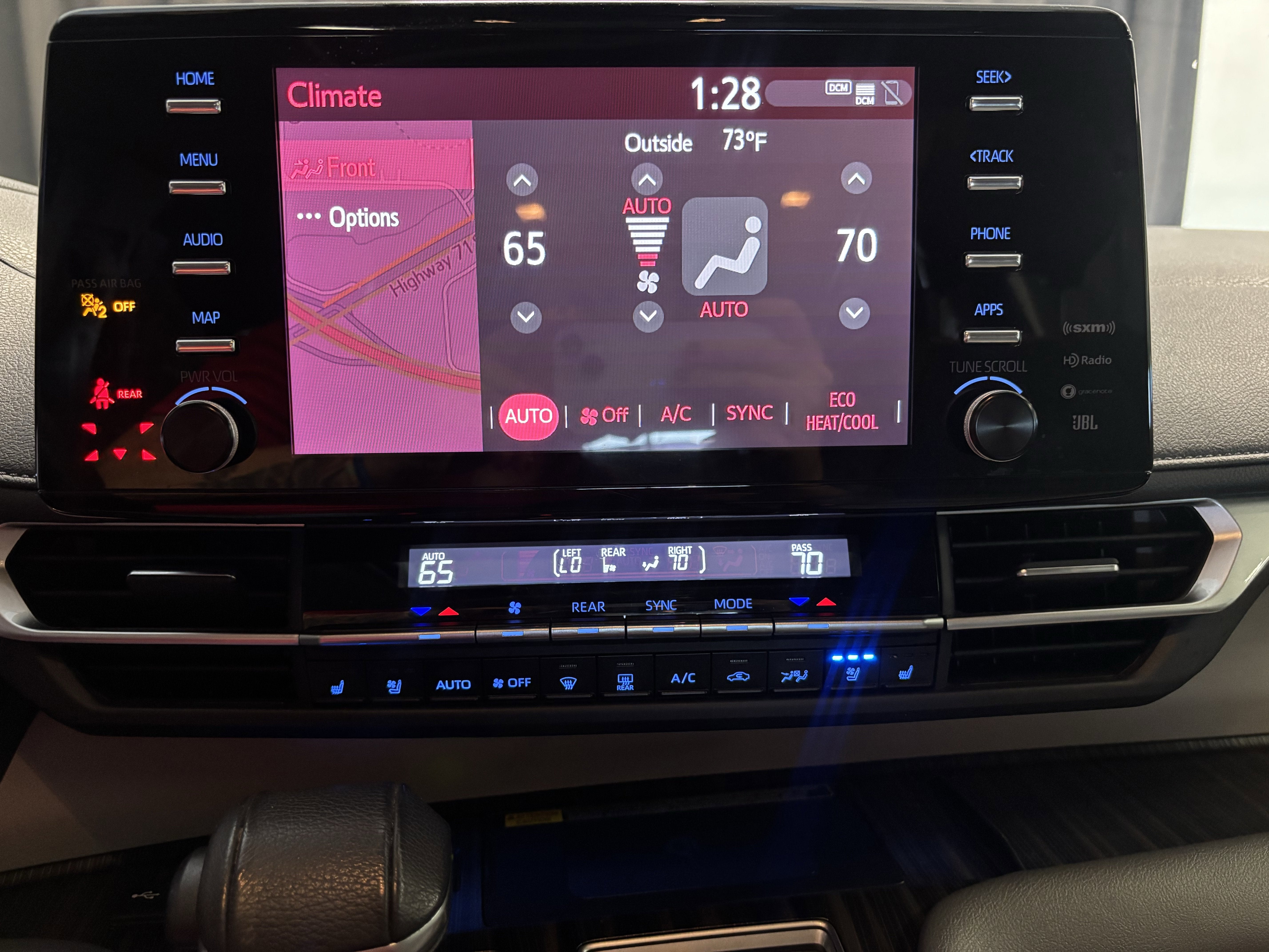 2022 Toyota Sienna Limited FWD