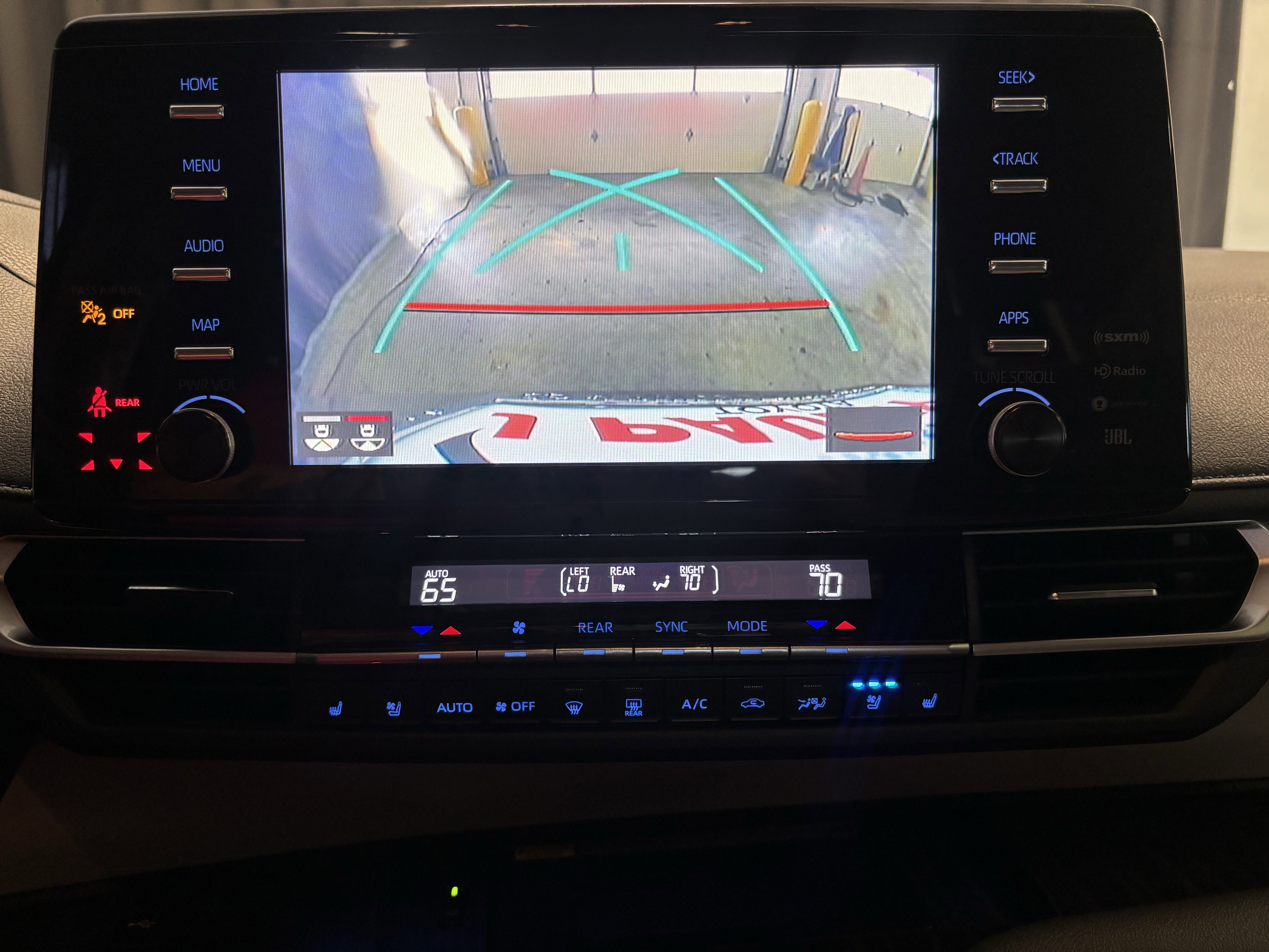 2022 Toyota Sienna Limited FWD