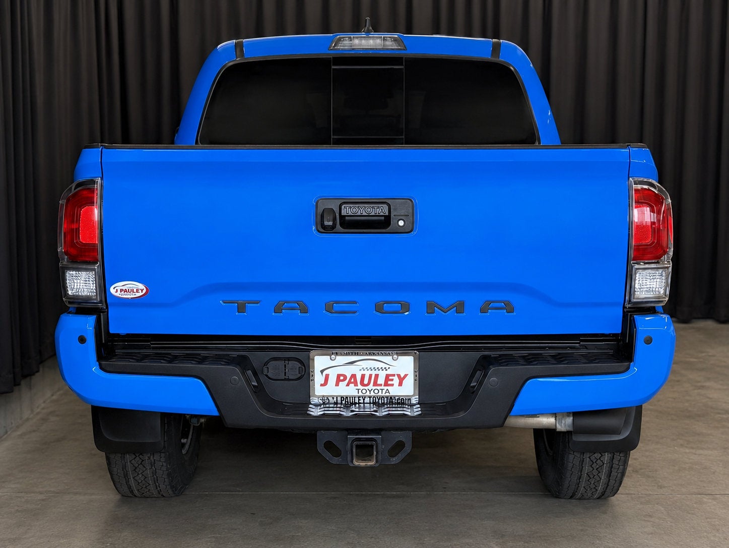 2020 Toyota Tacoma TRD Sport RWD