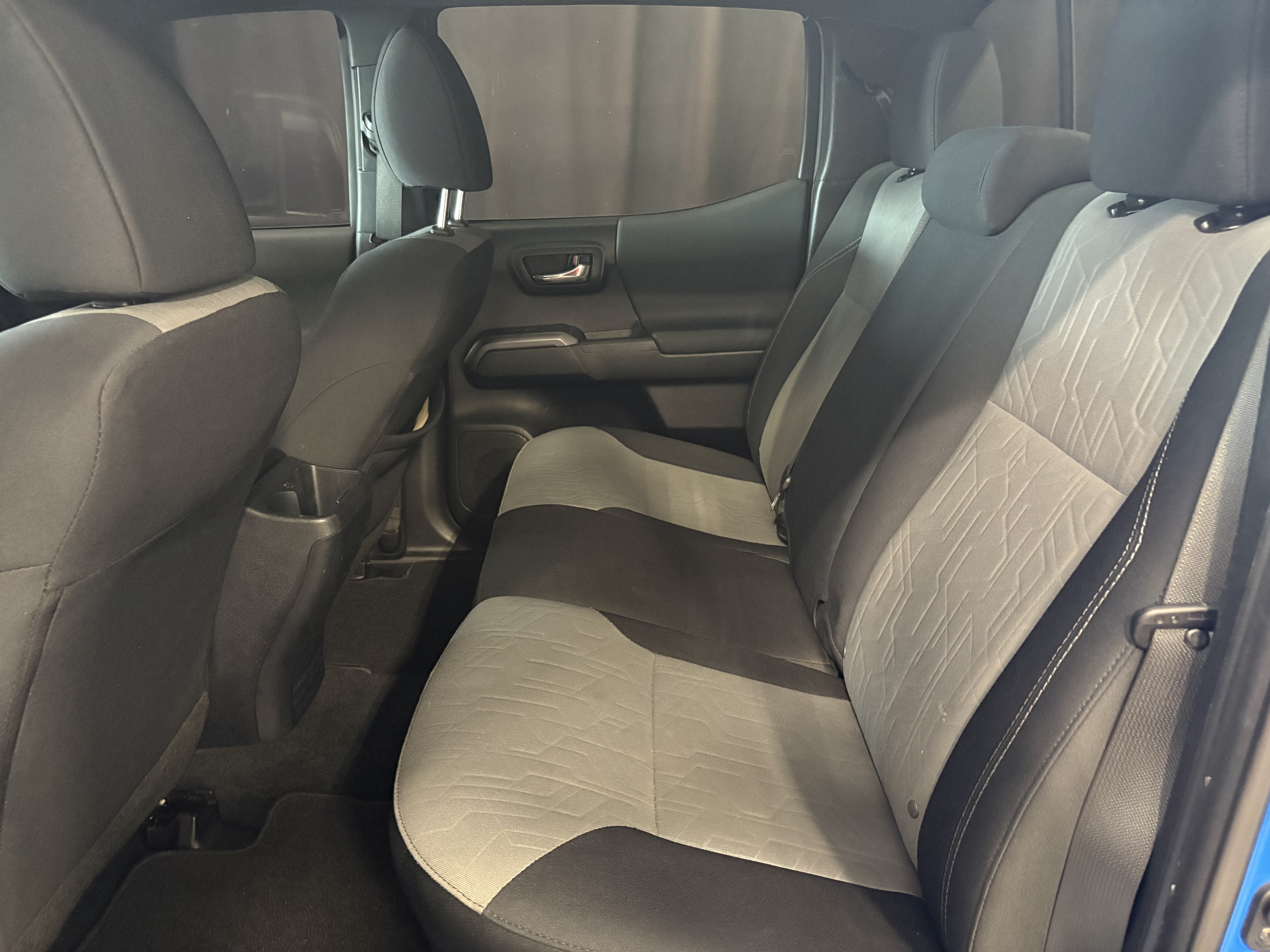 2020 Toyota Tacoma TRD Sport RWD