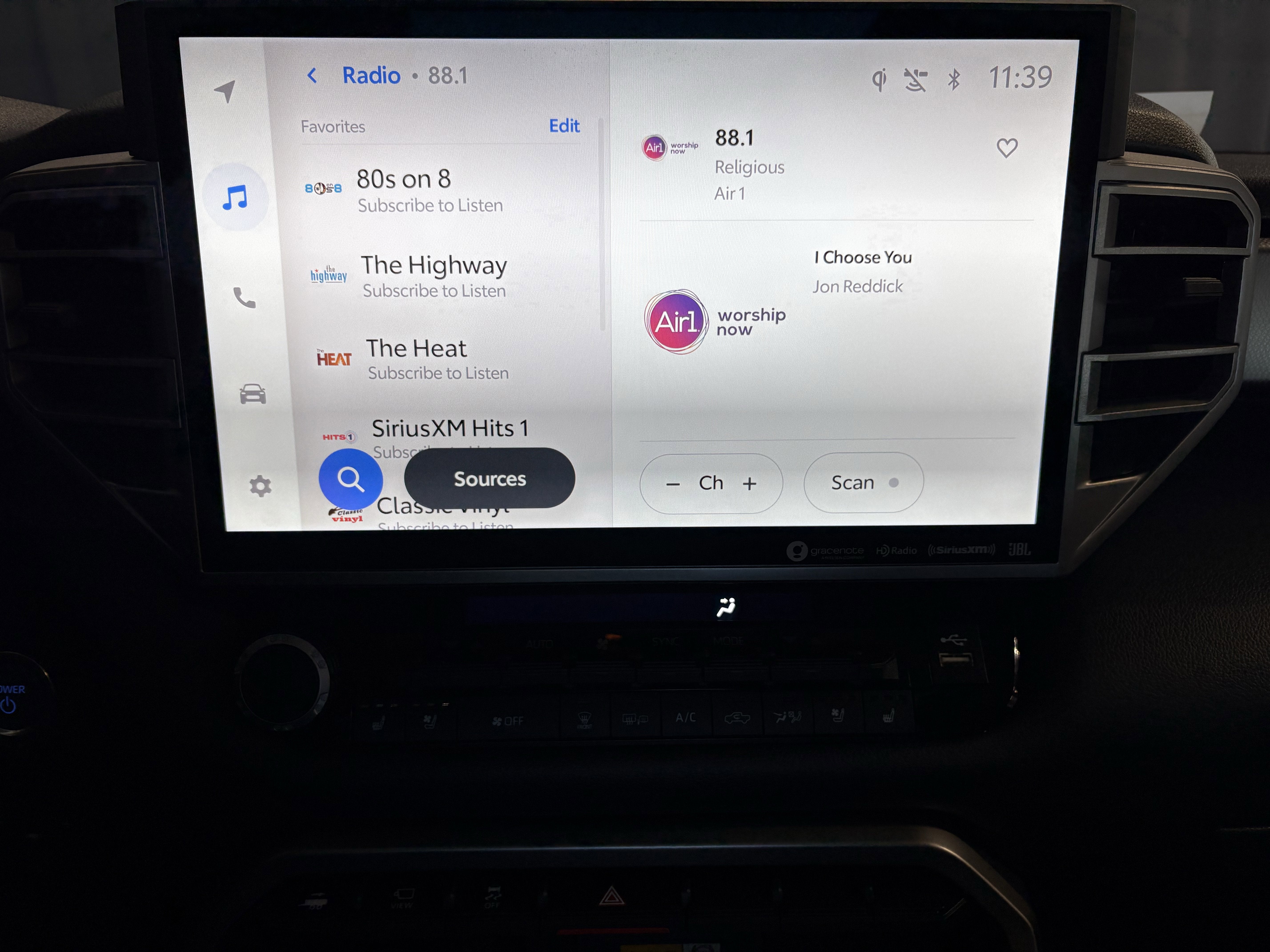 2024 Toyota Tundra Limited Hybrid 4WD