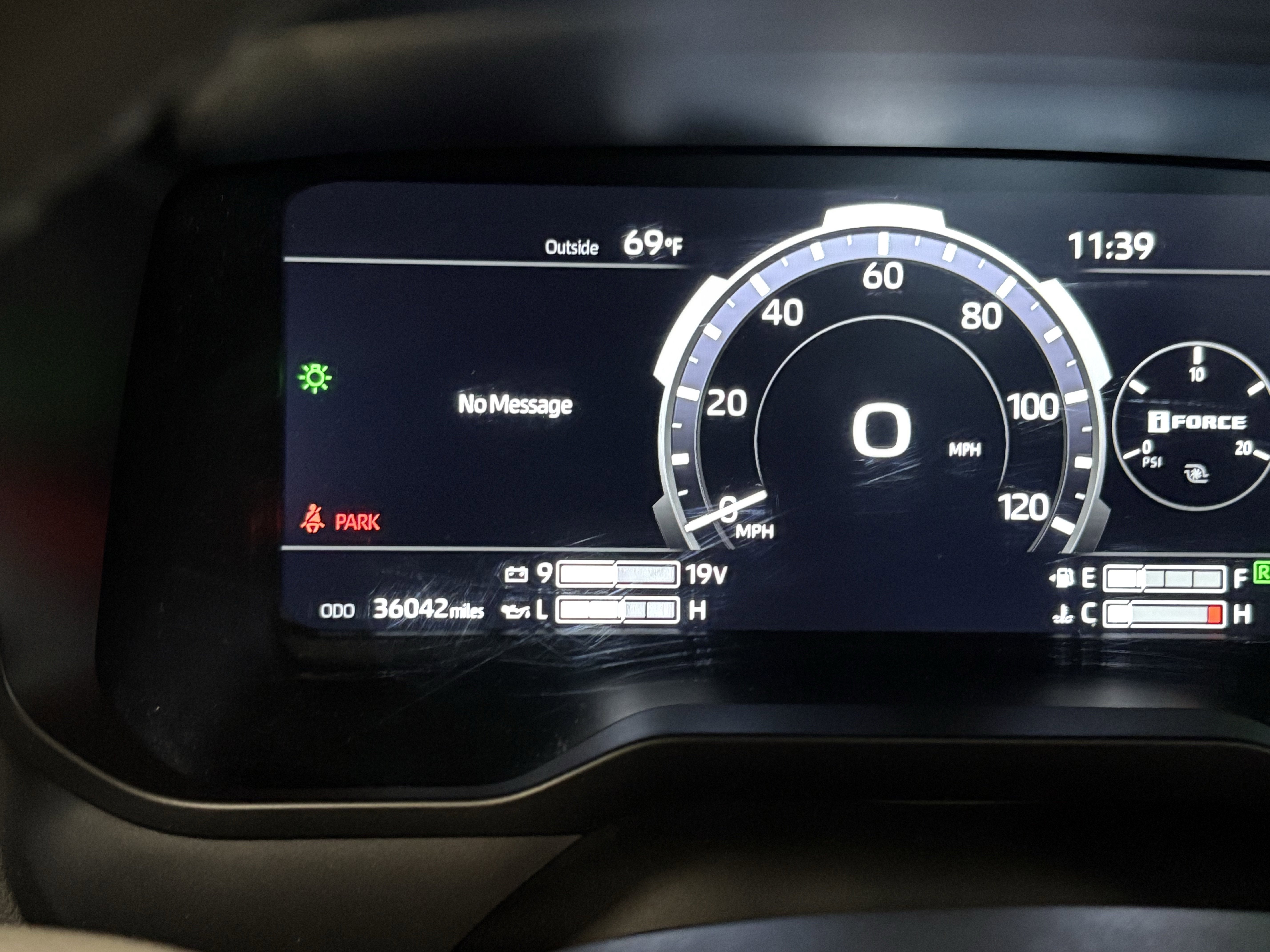 2024 Toyota Tundra Limited Hybrid 4WD