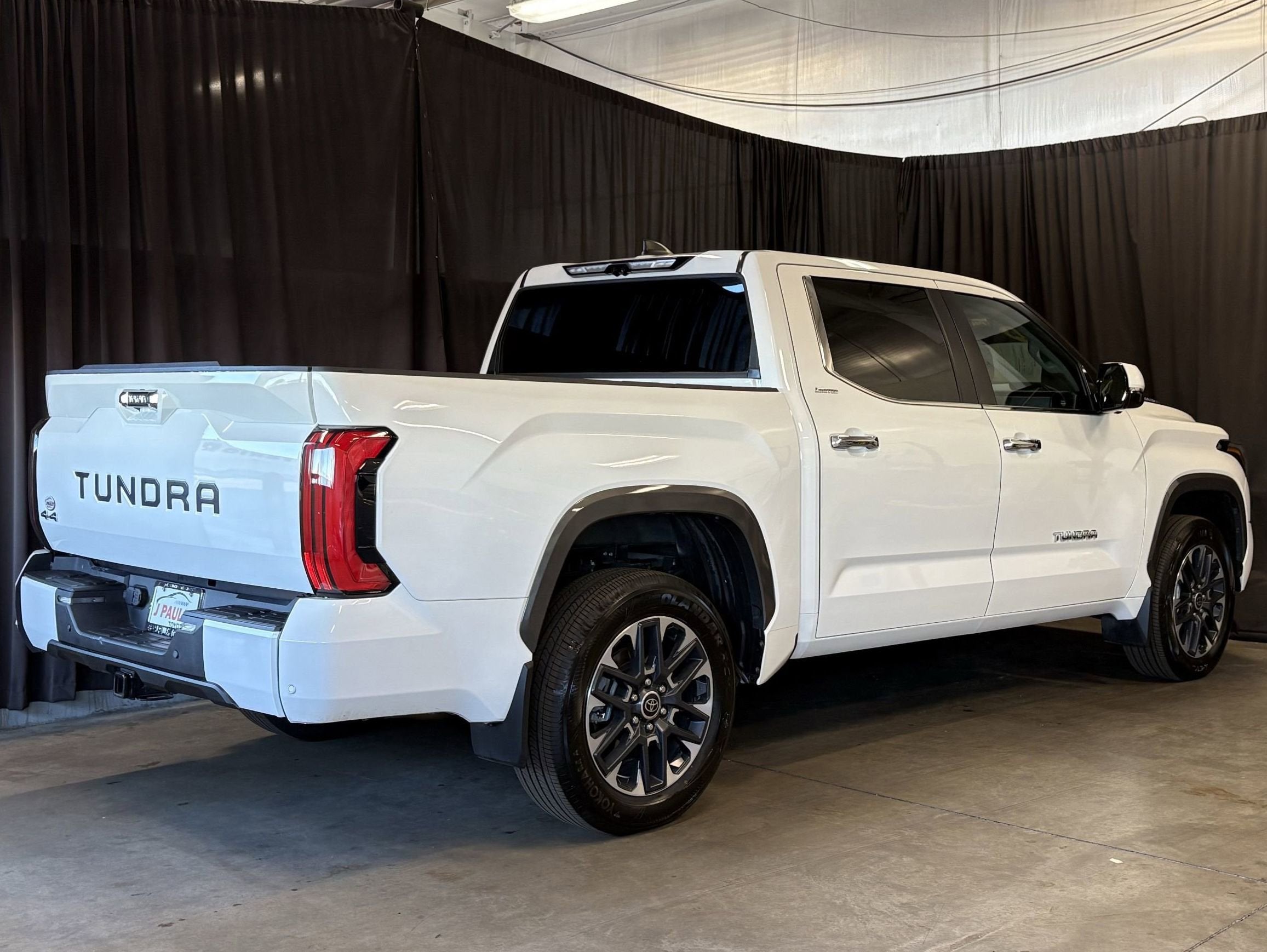 2024 Toyota Tundra Limited Hybrid 4WD