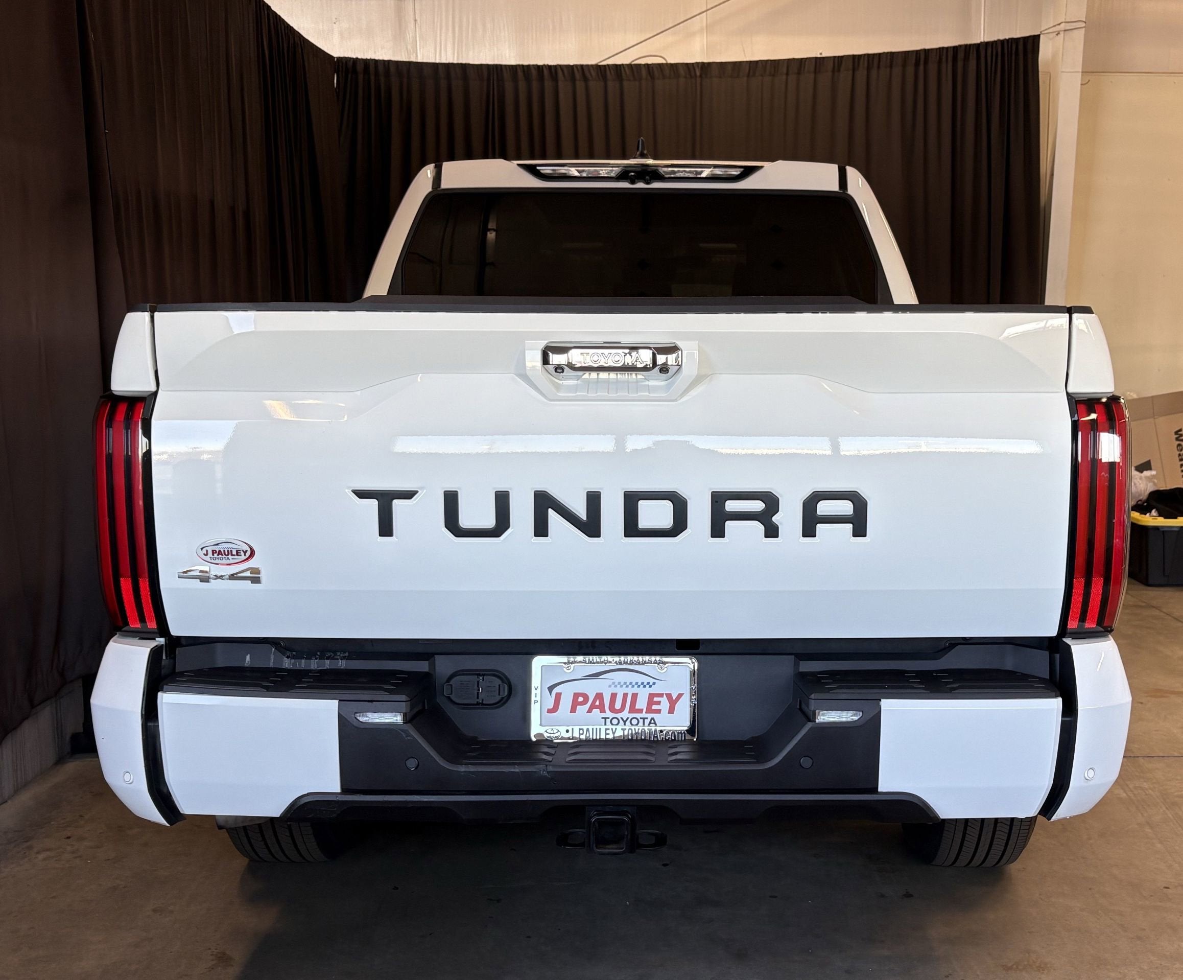 2024 Toyota Tundra Limited Hybrid 4WD