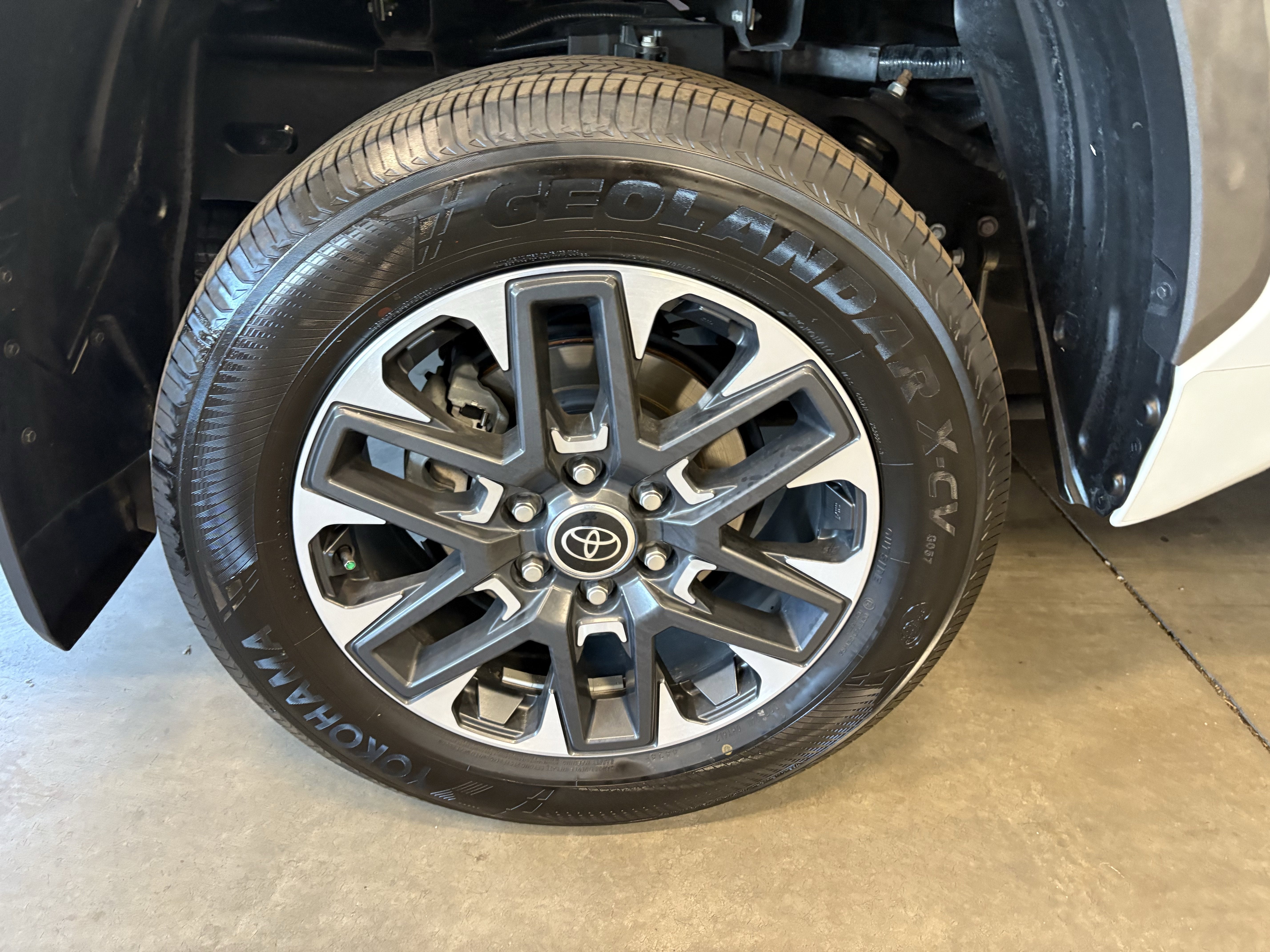 2024 Toyota Tundra Limited Hybrid 4WD