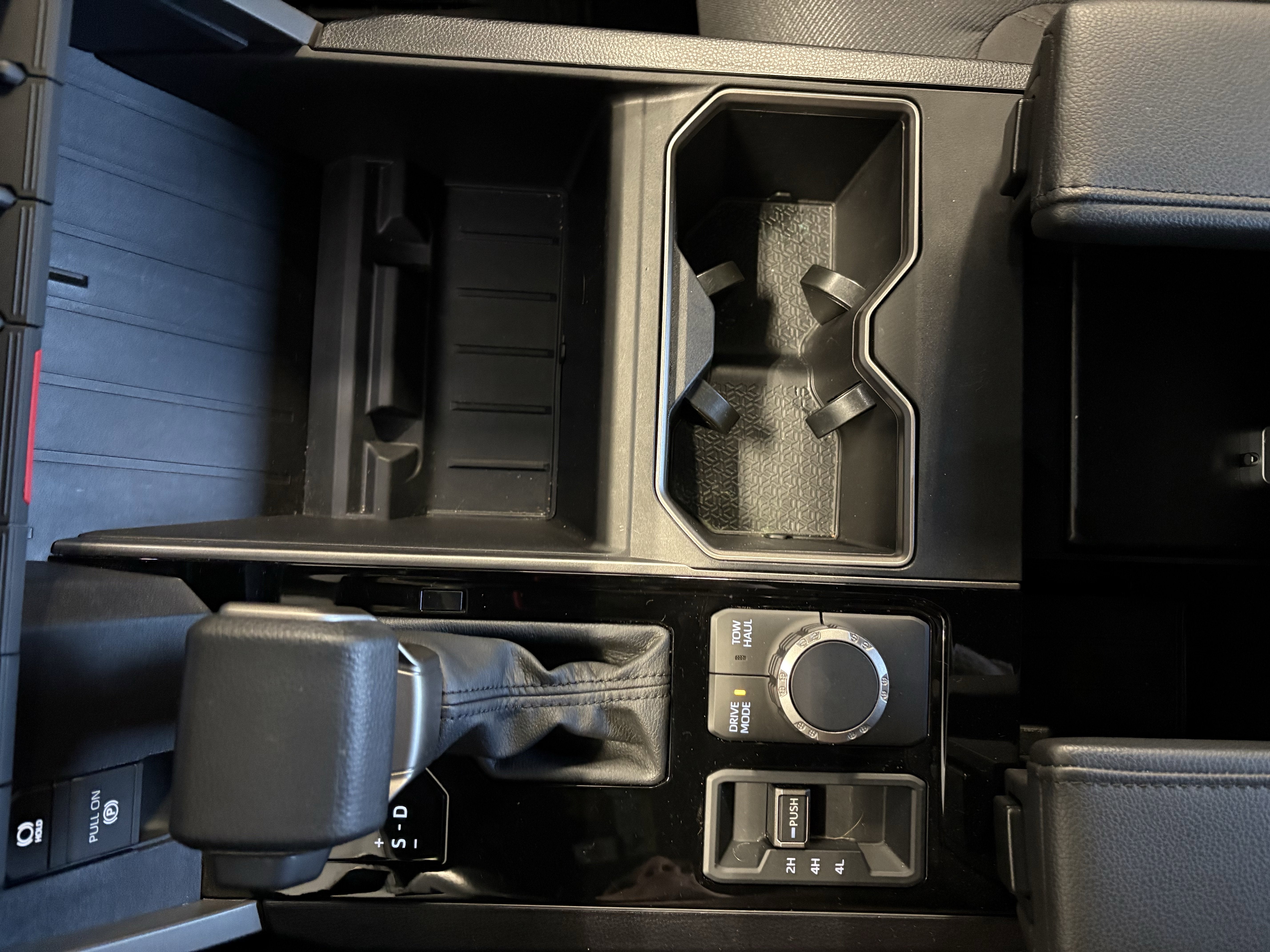 2025 Toyota Tundra SR5 4WD