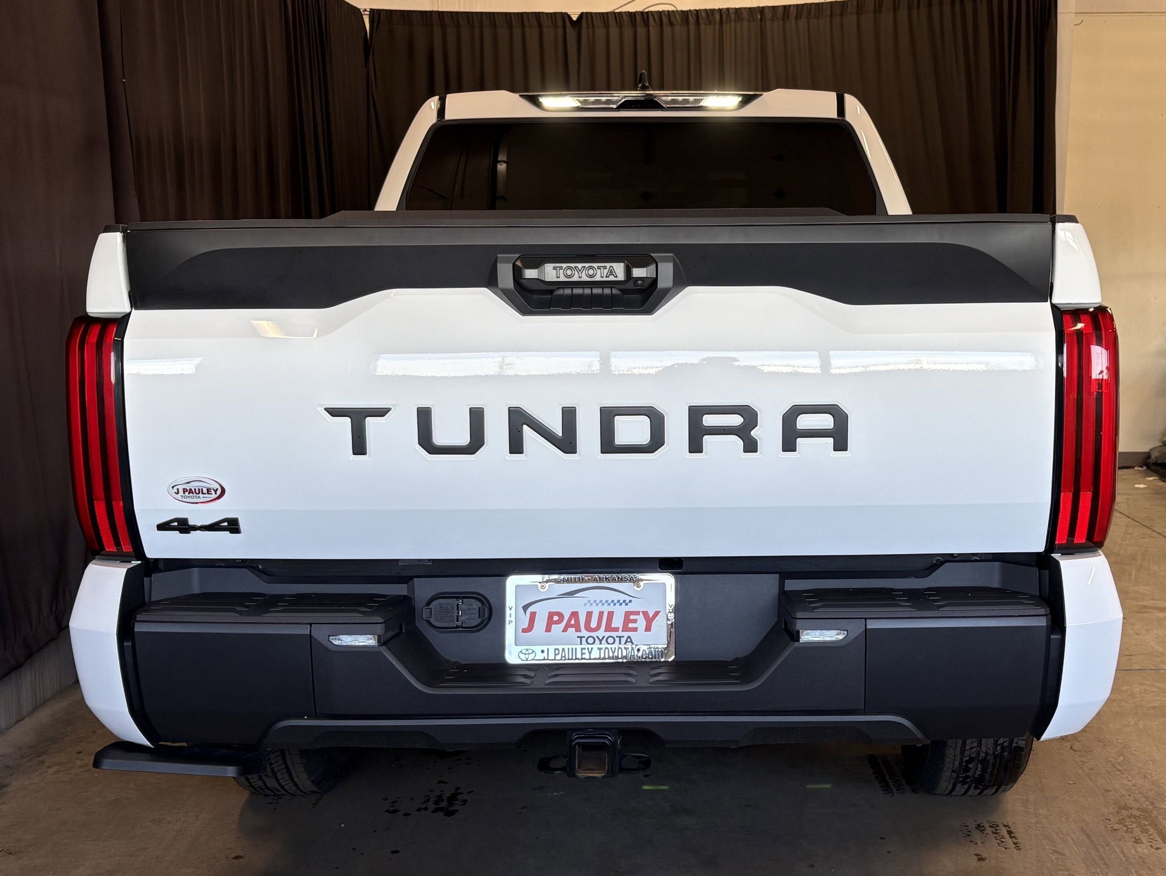 2025 Toyota Tundra SR5 4WD