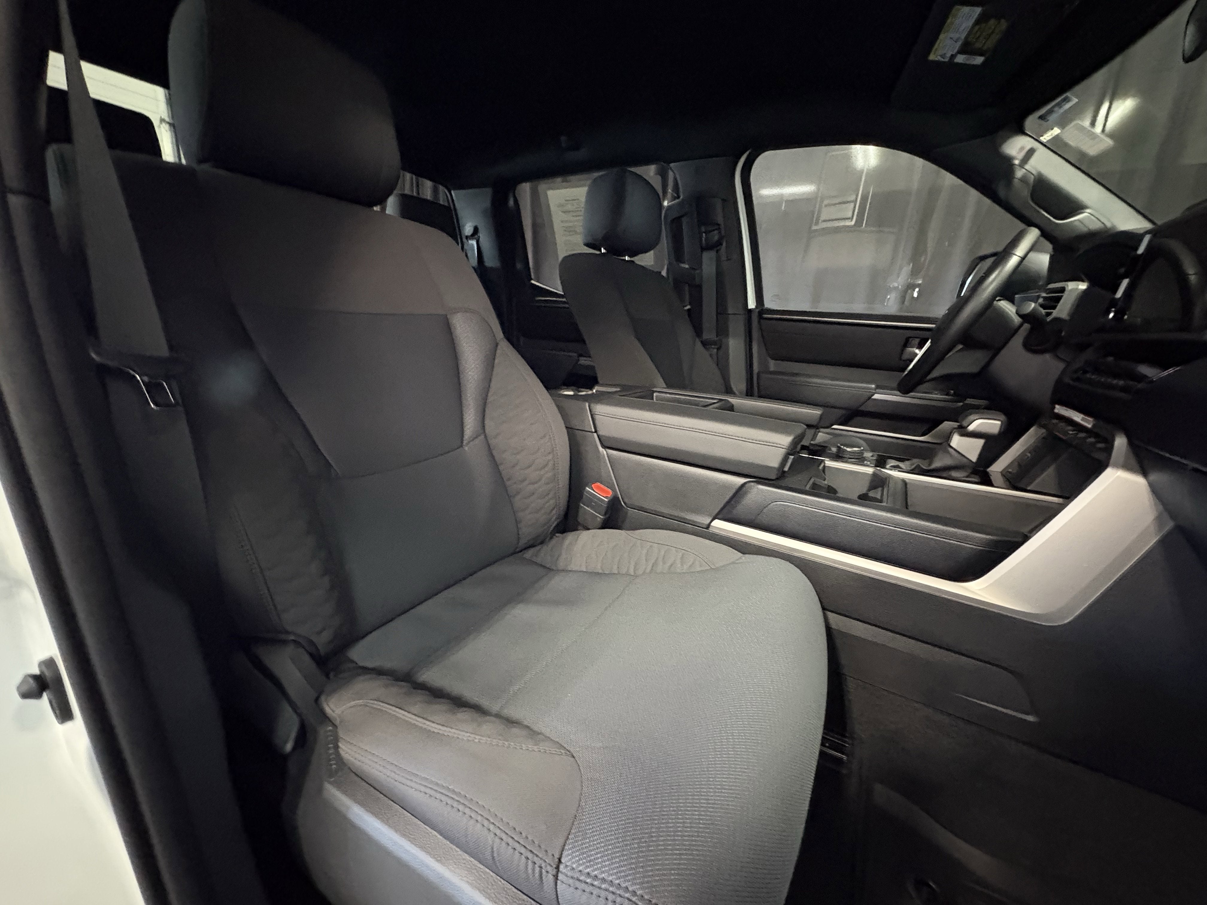 2025 Toyota Tundra SR5 4WD