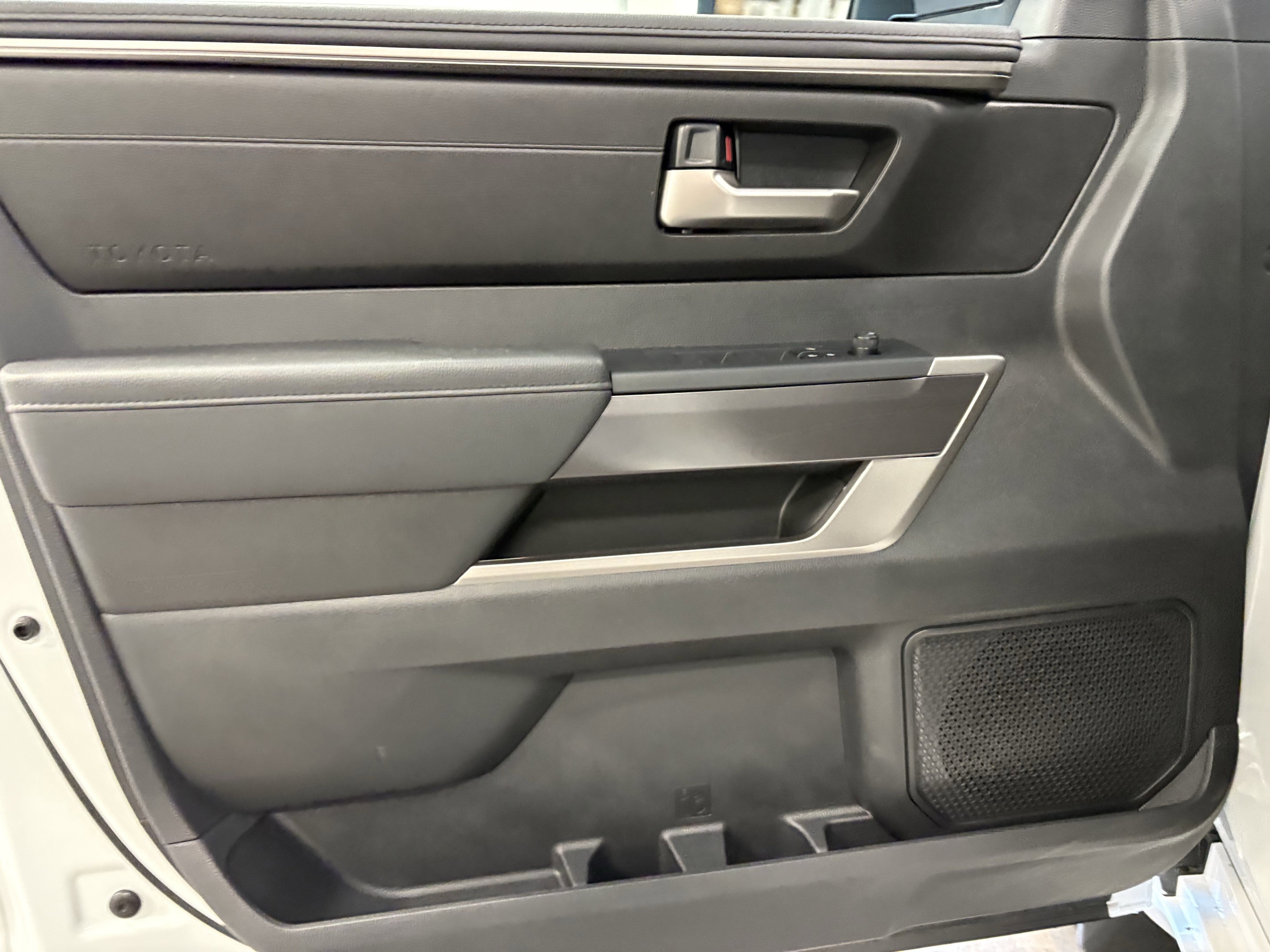 2025 Toyota Tundra SR5 4WD