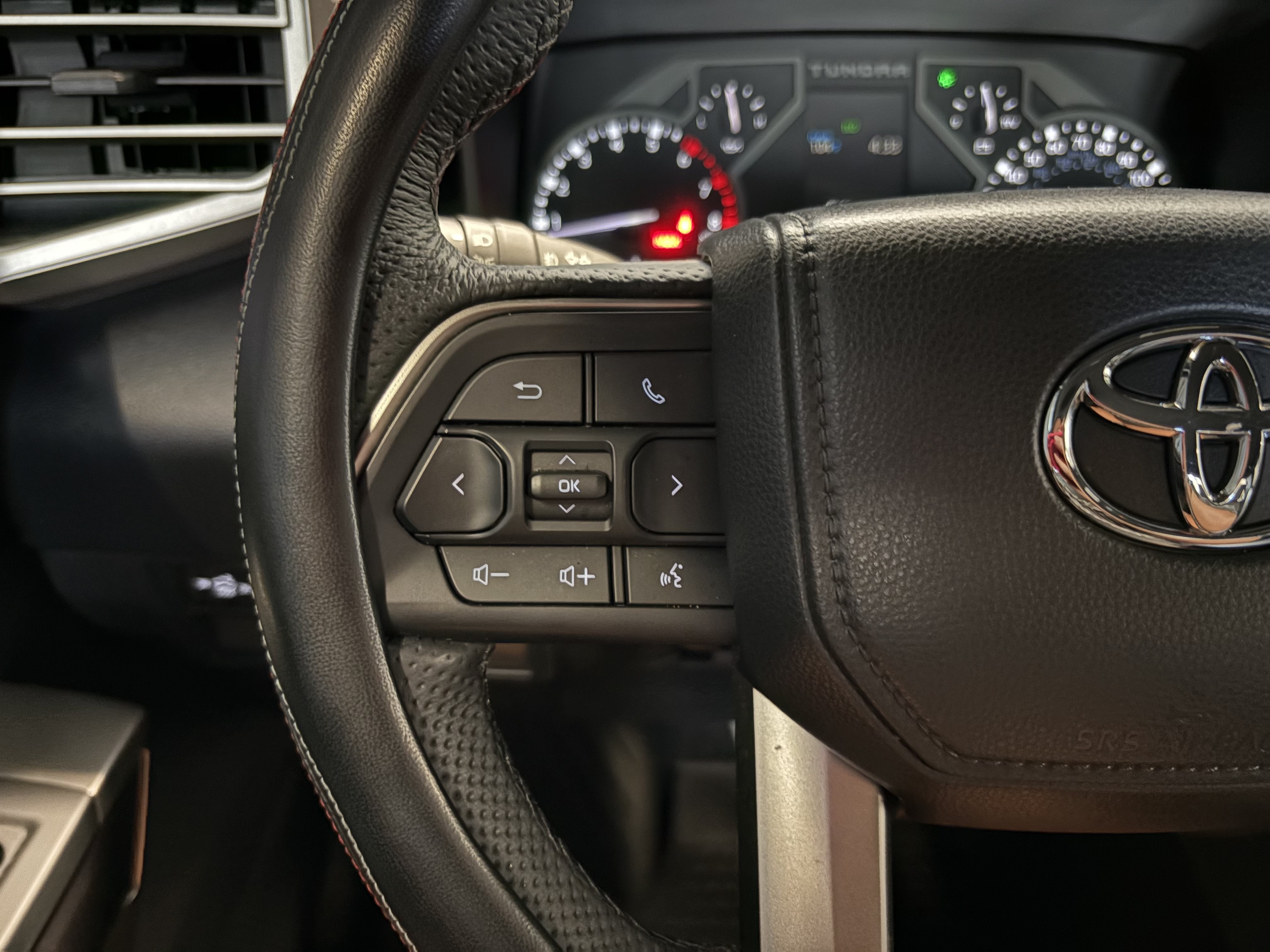 2025 Toyota Tundra SR5 Premium 4WD