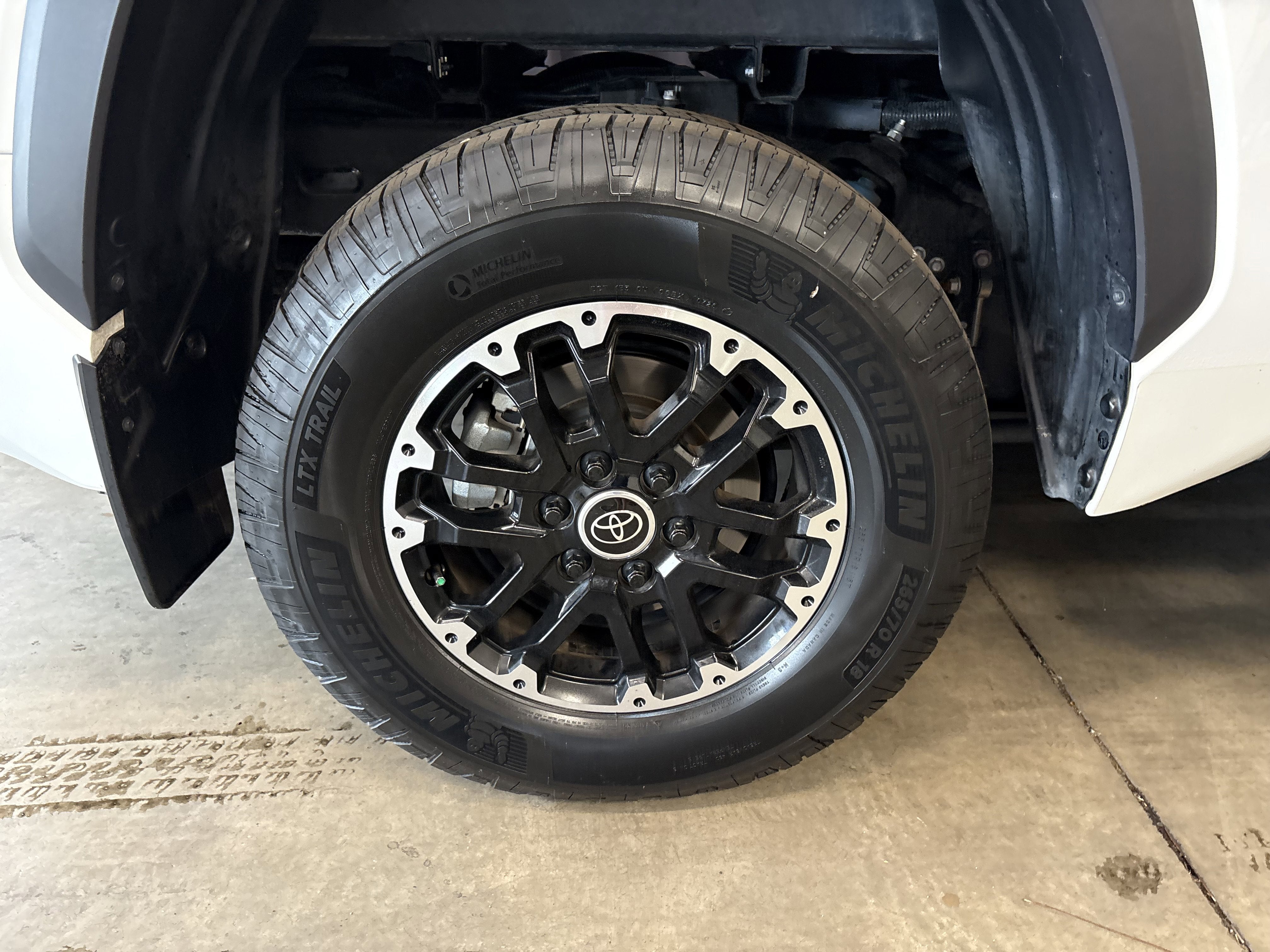 2023 Toyota Tundra SR5 - TRD Off Road Premium 4WD
