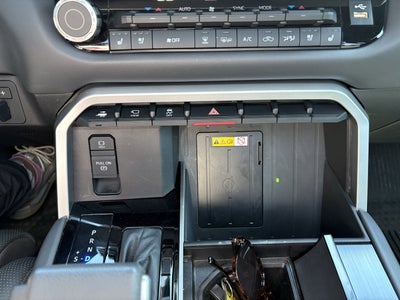 2024 Toyota Tundra Platinum Hybrid 4WD