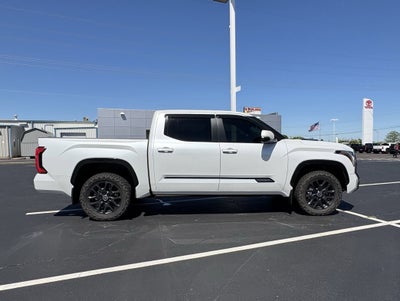2024 Toyota Tundra Platinum Hybrid 4WD