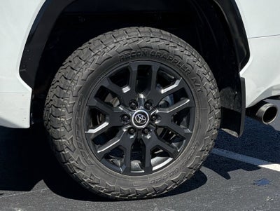 2024 Toyota Tundra Platinum Hybrid 4WD