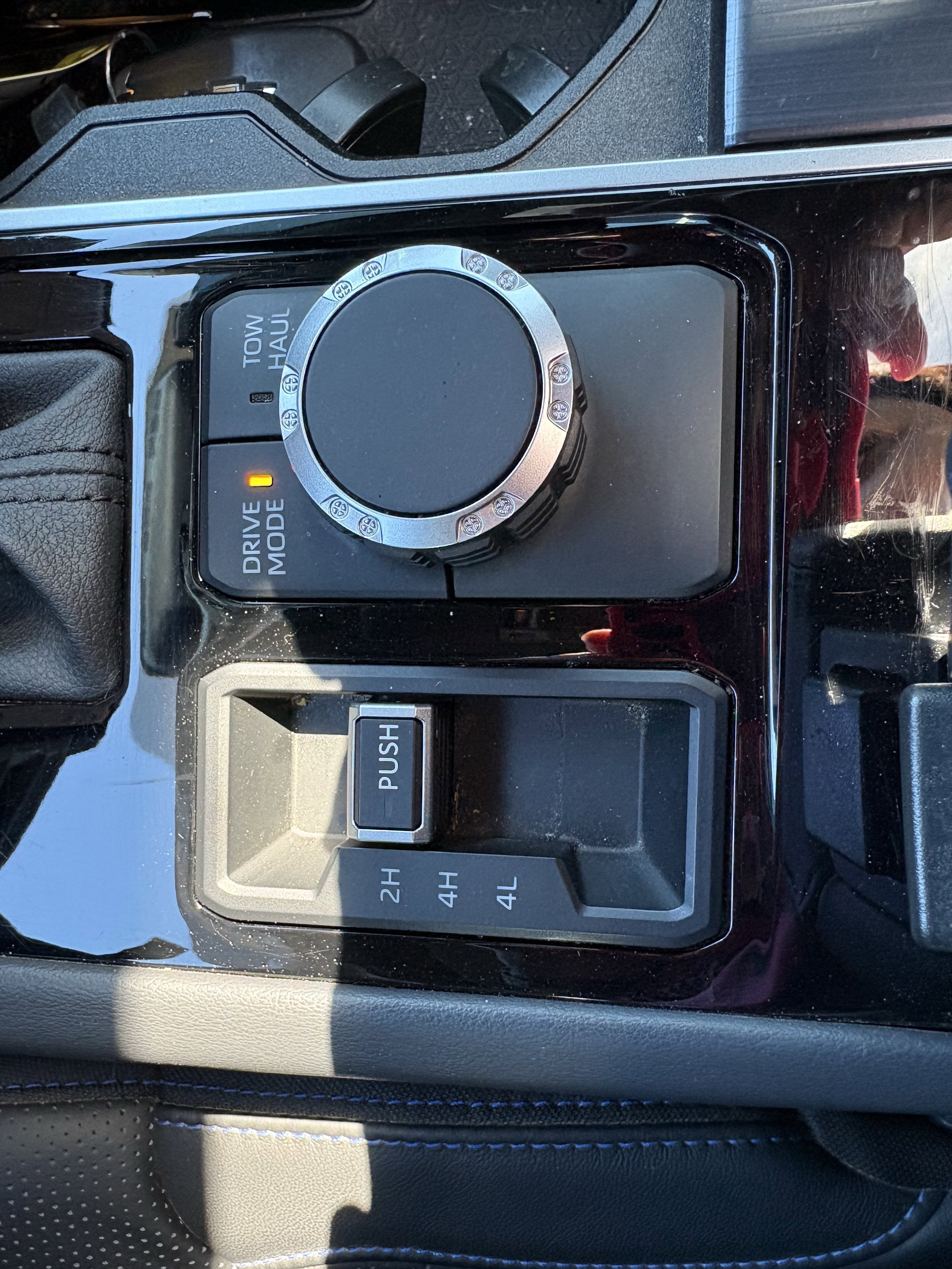 2024 Toyota Tundra Platinum Hybrid 4WD