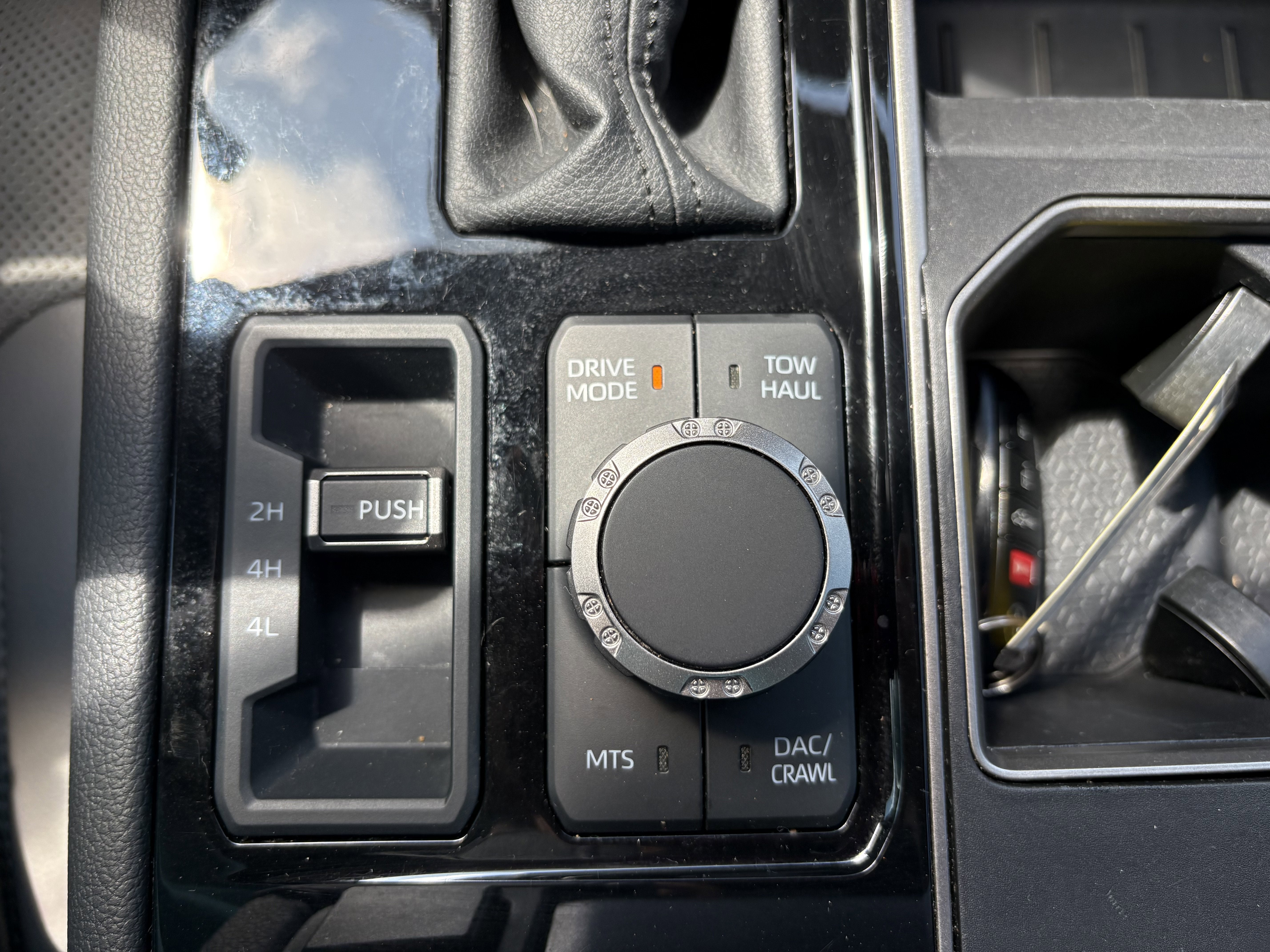 2025 Toyota Tundra Limited - TRD Off Road 4WD