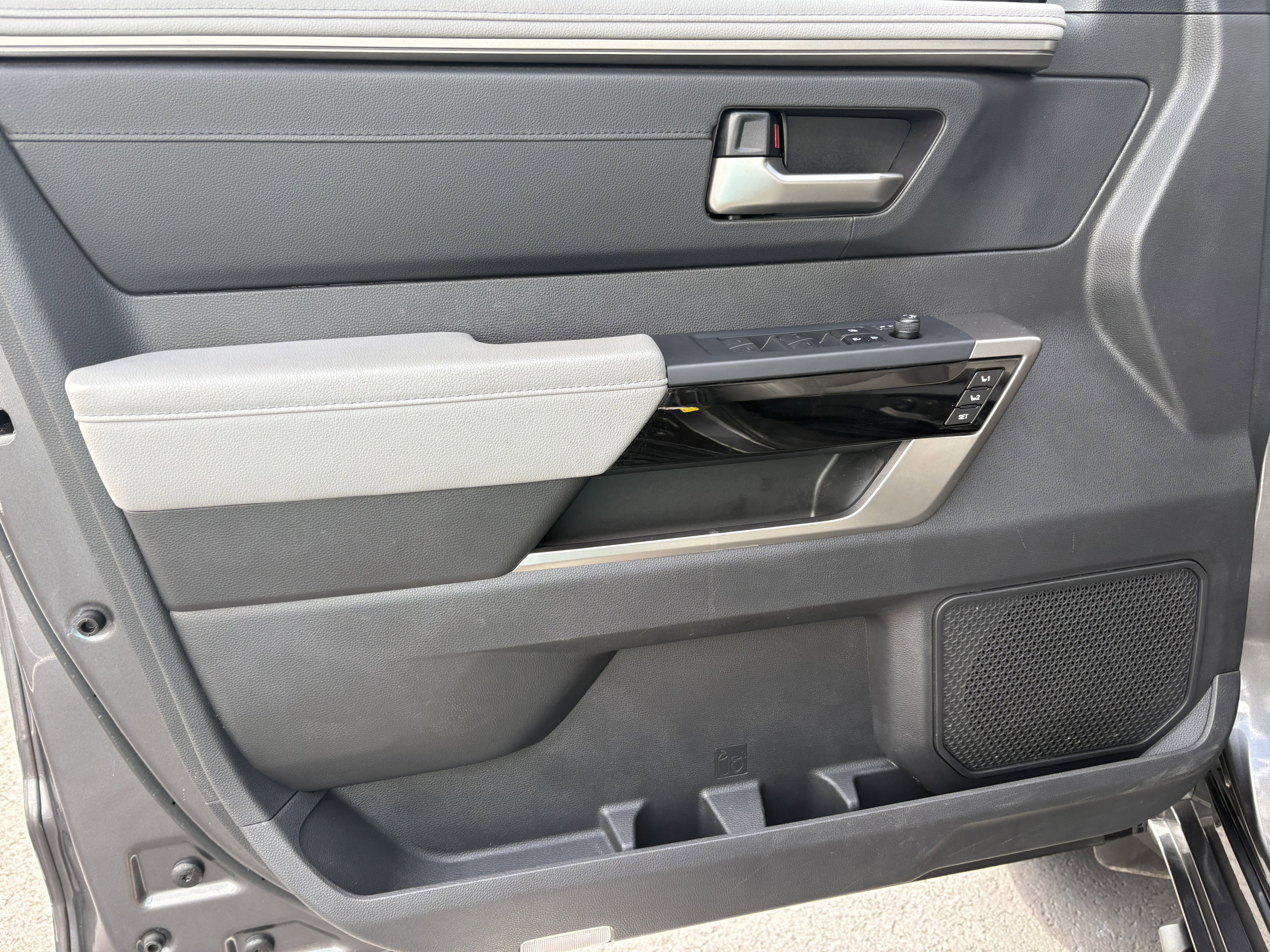 2025 Toyota Tundra Limited - TRD Off Road 4WD