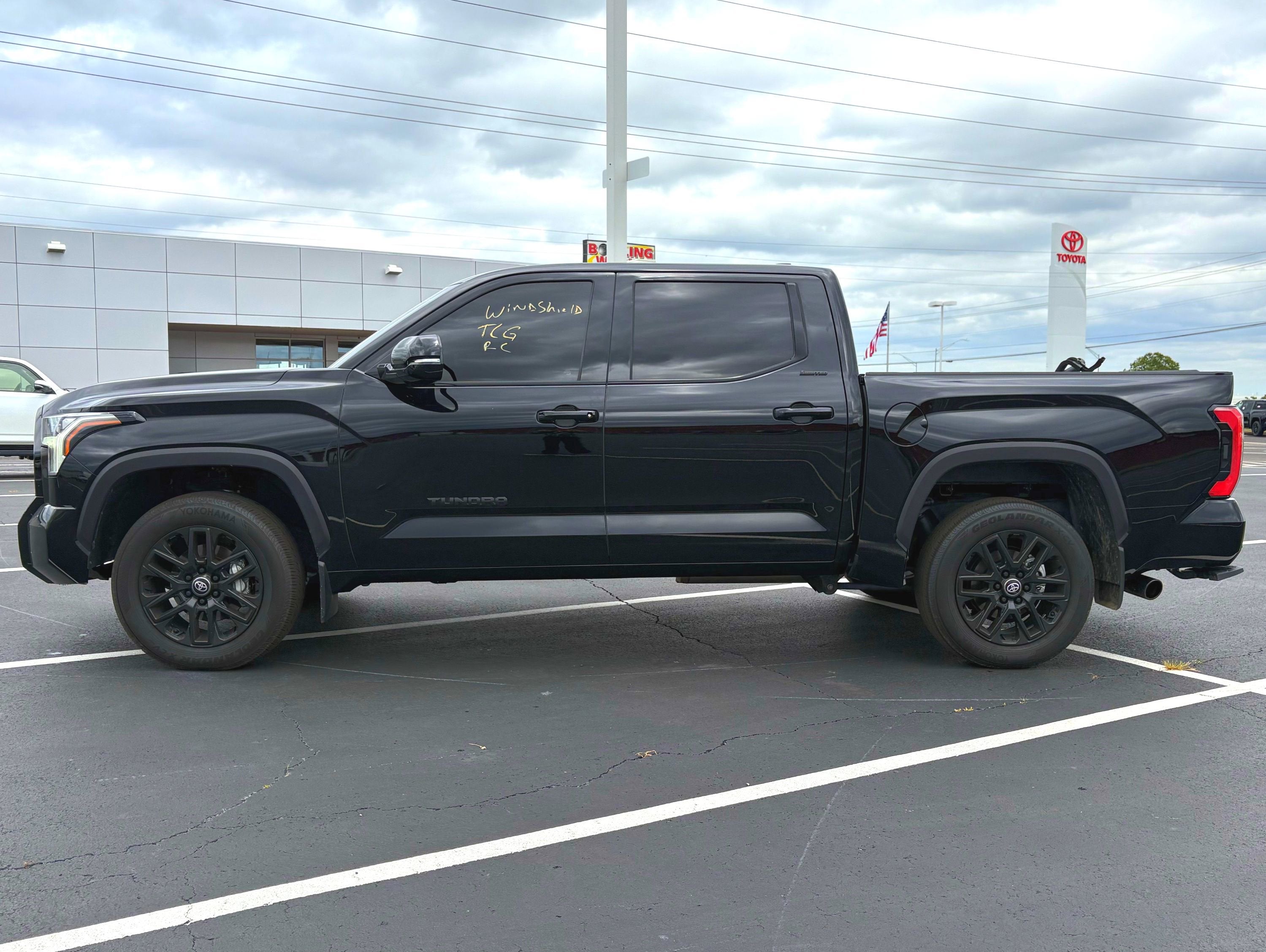 2025 Toyota Tundra SR5 Premium 4WD