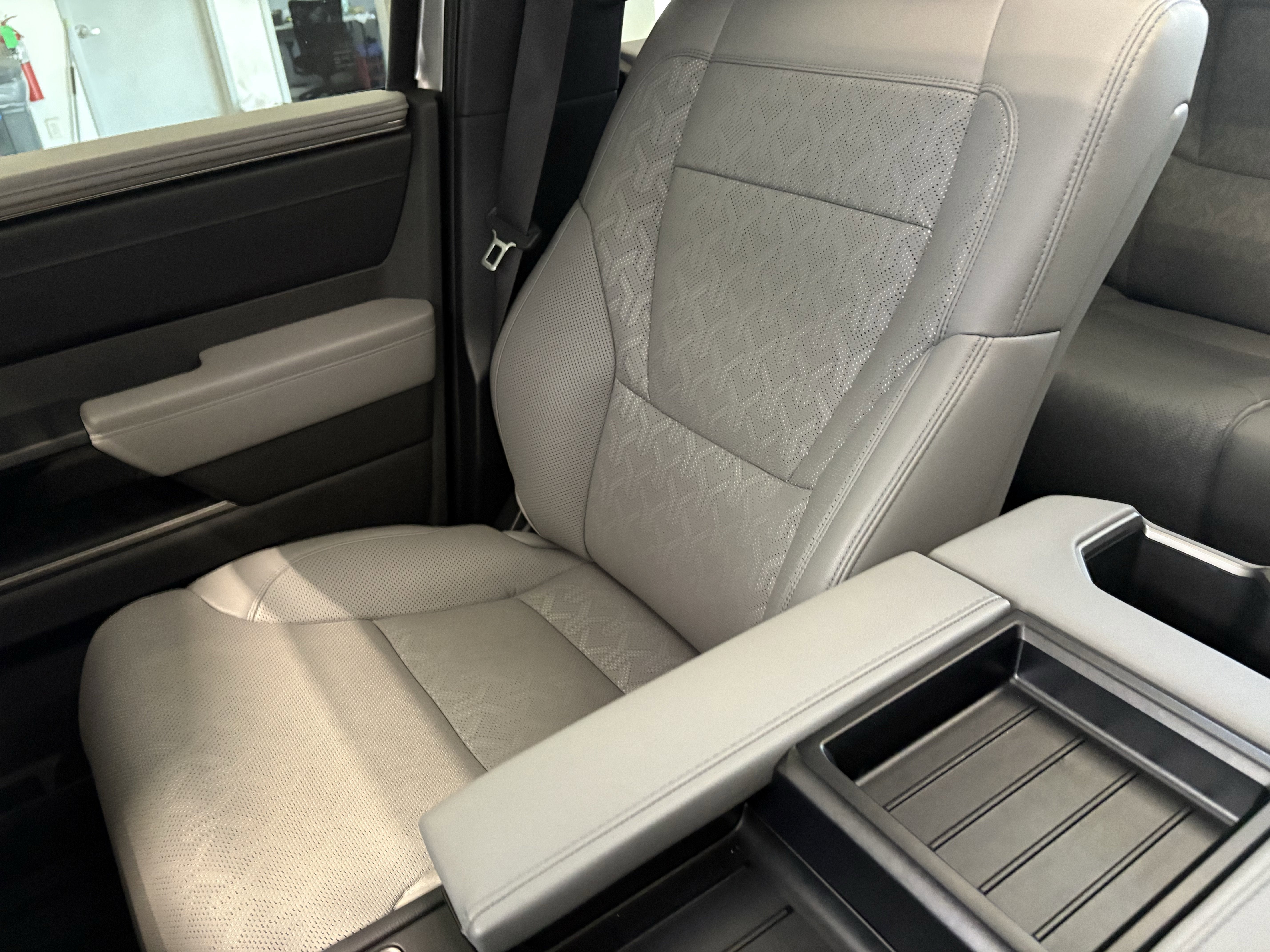 2025 Toyota Tundra Limited - TRD Off Road 4WD