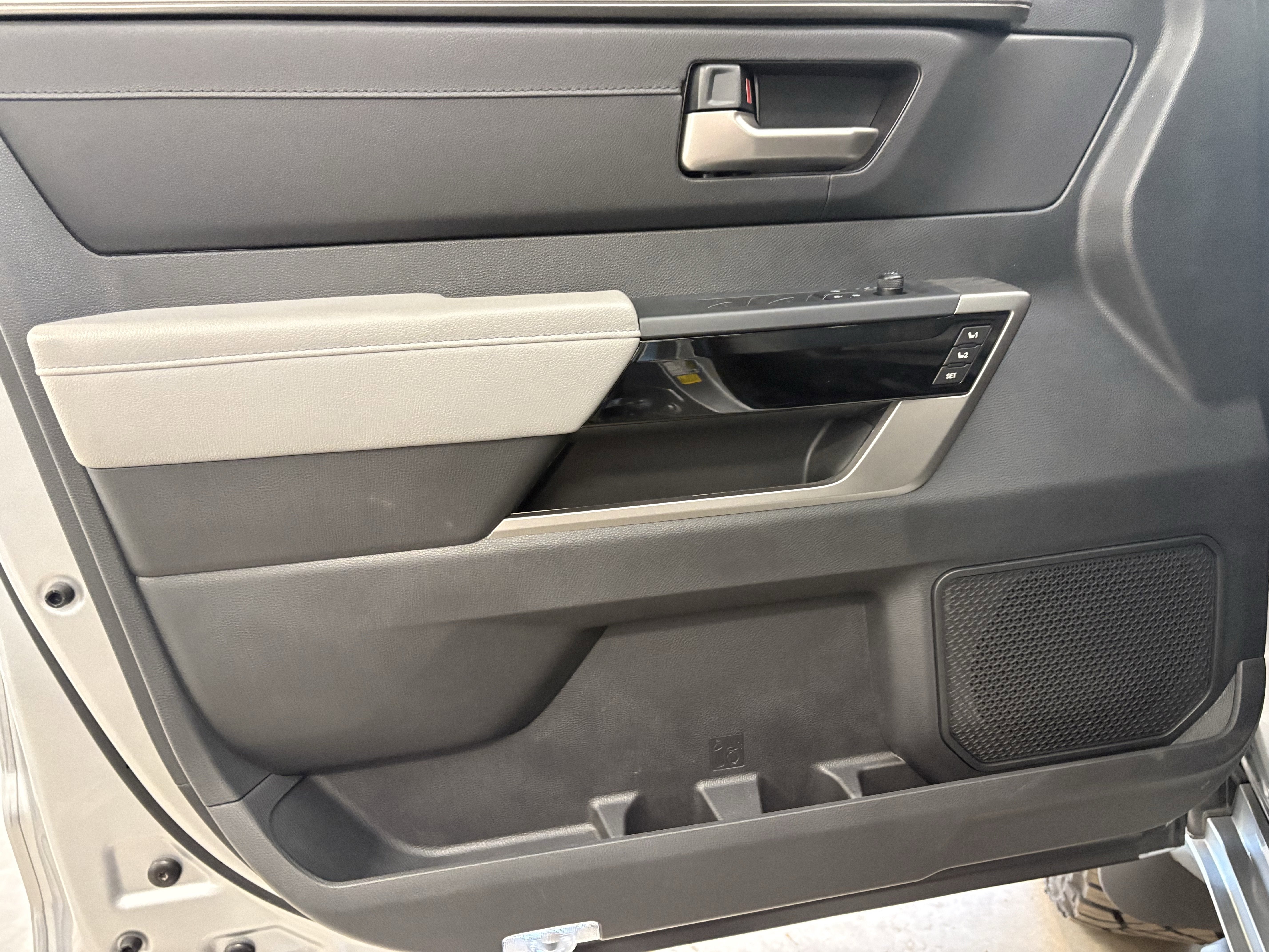 2025 Toyota Tundra Limited - TRD Off Road 4WD