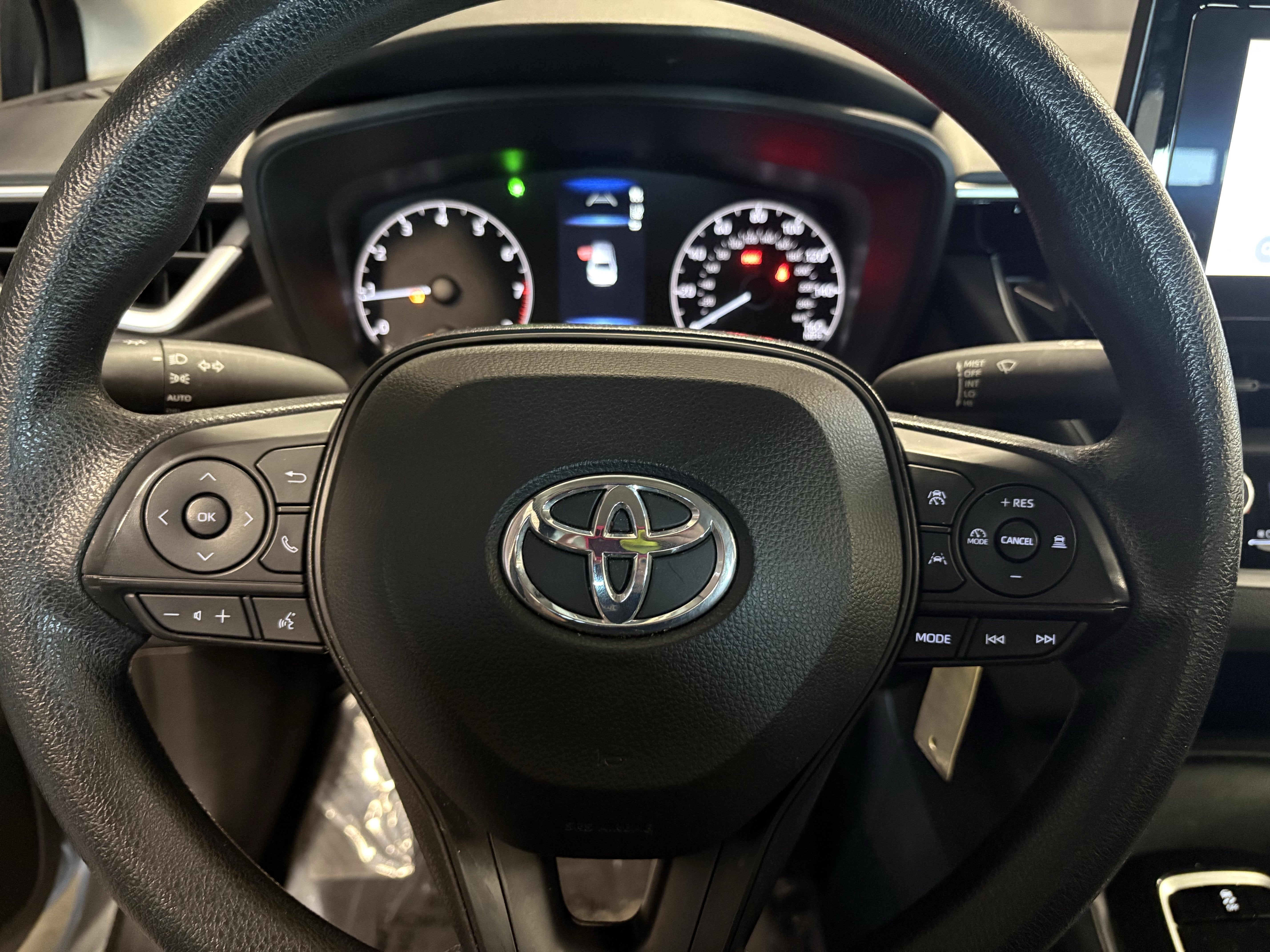 2024 Toyota Corolla LE FWD