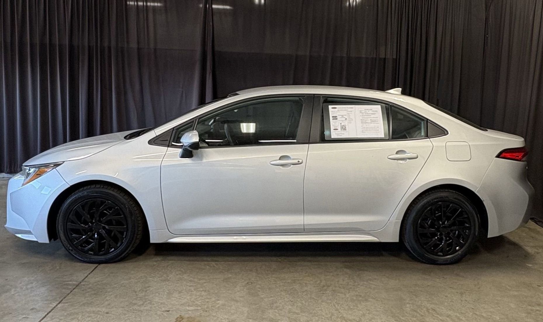 2024 Toyota Corolla LE FWD