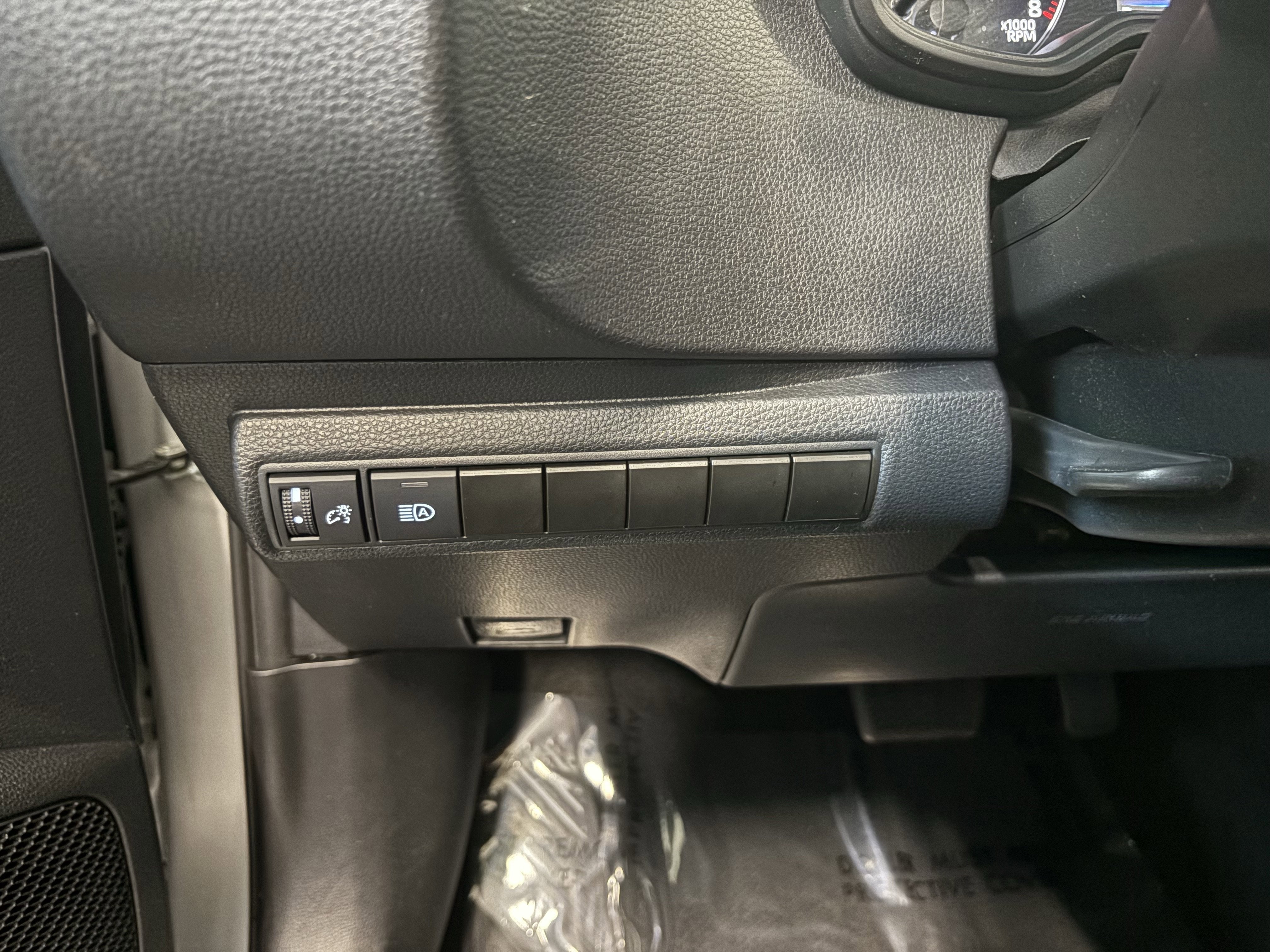 2024 Toyota Corolla LE FWD