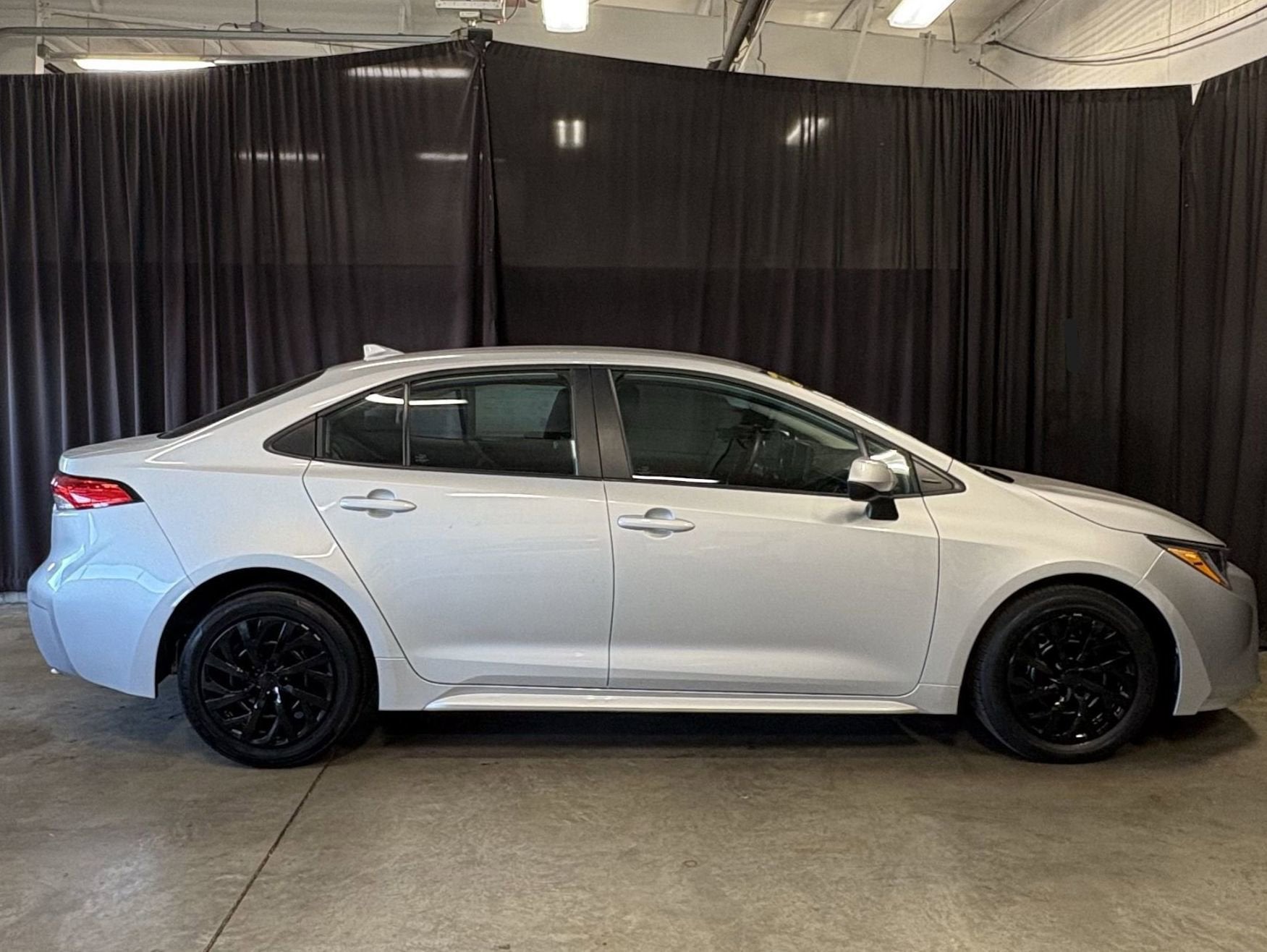 2024 Toyota Corolla LE FWD