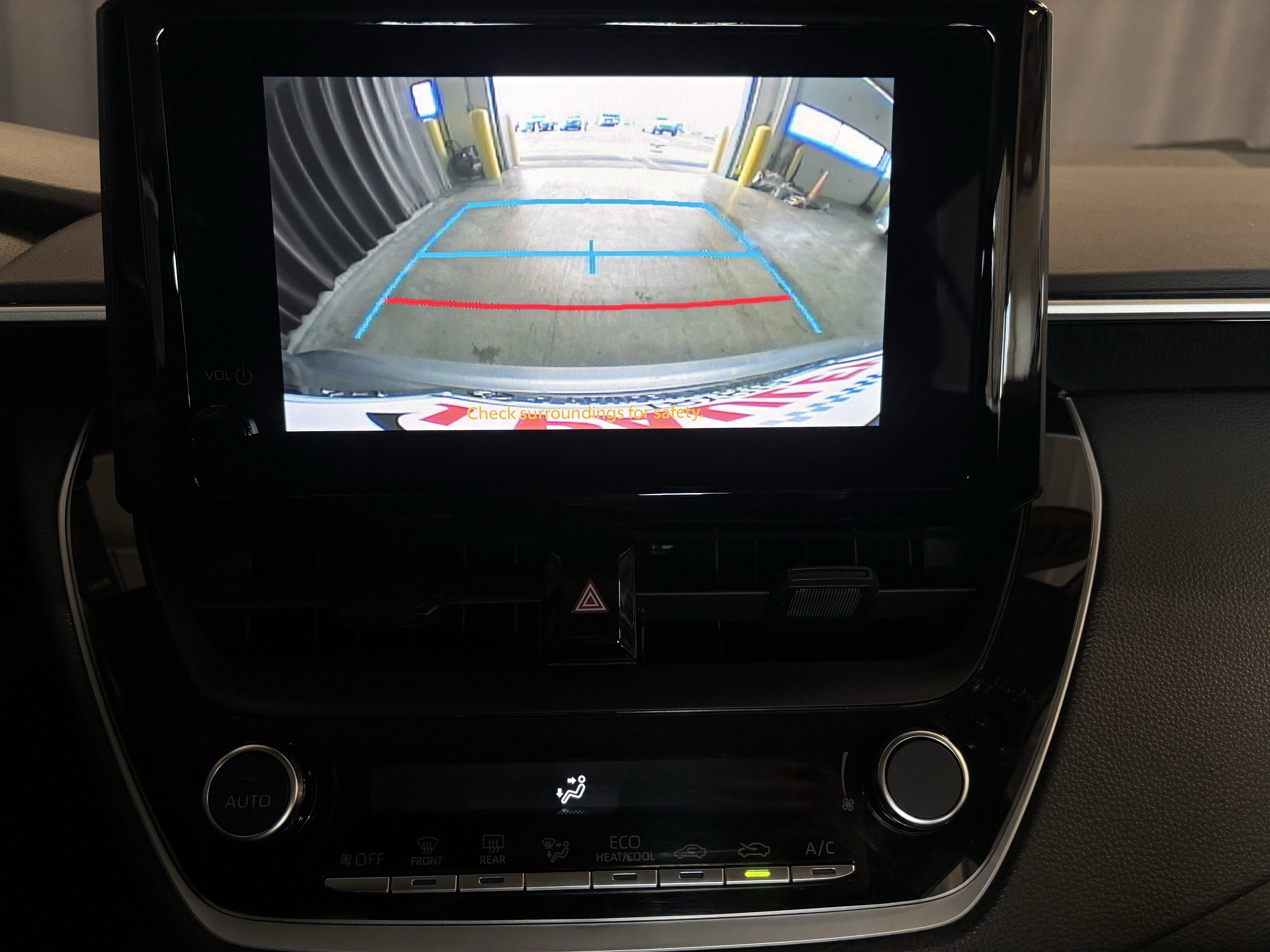 2024 Toyota Corolla LE FWD