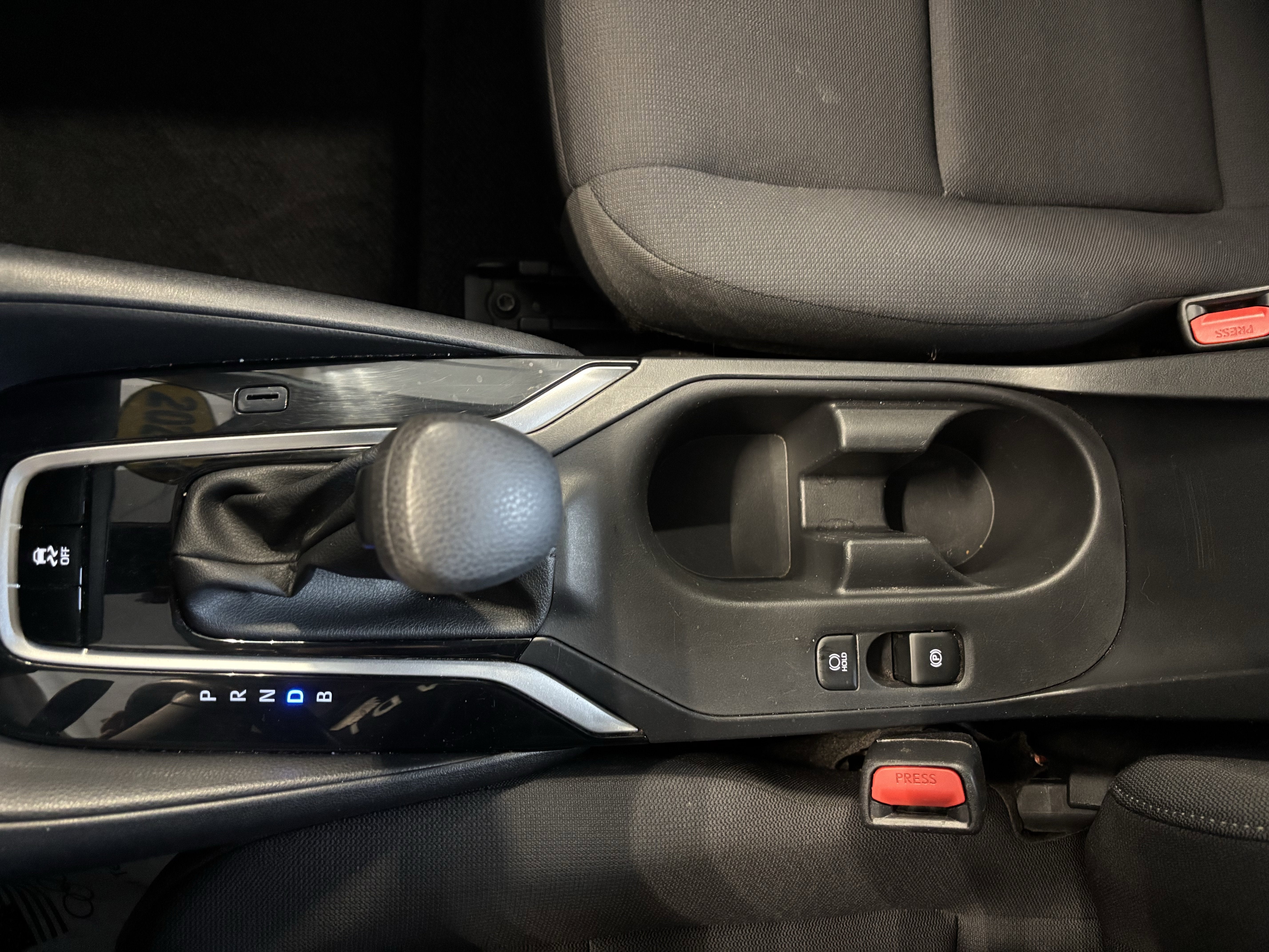 2024 Toyota Corolla LE FWD