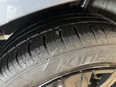 2024 Toyota Corolla LE FWD