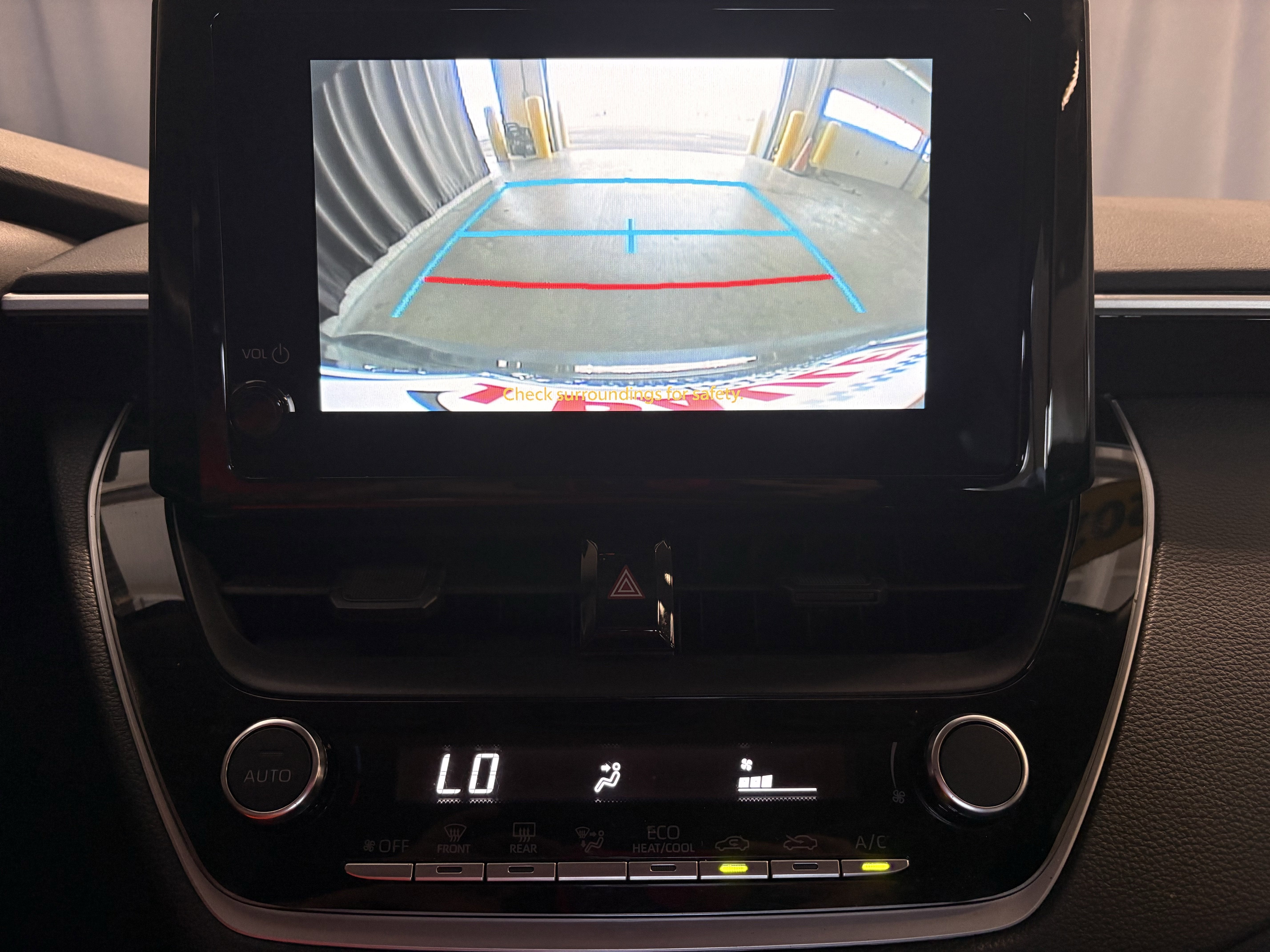 2025 Toyota Corolla LE FWD