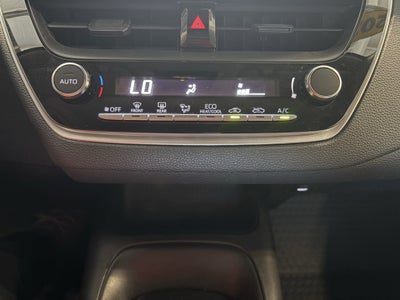 2025 Toyota Corolla LE FWD