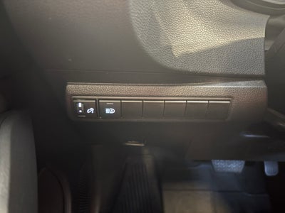 2025 Toyota Corolla LE FWD