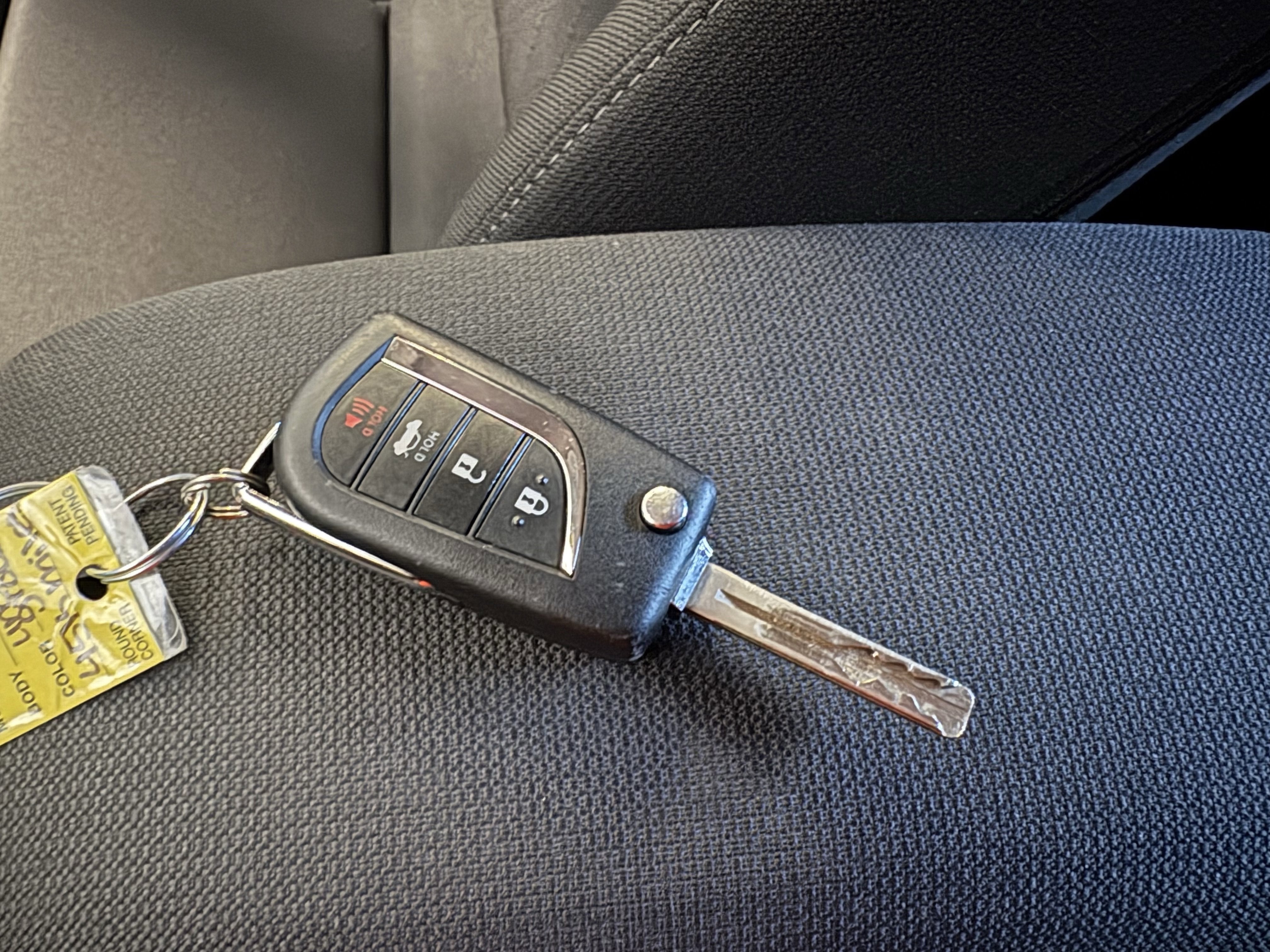 2025 Toyota Corolla LE FWD