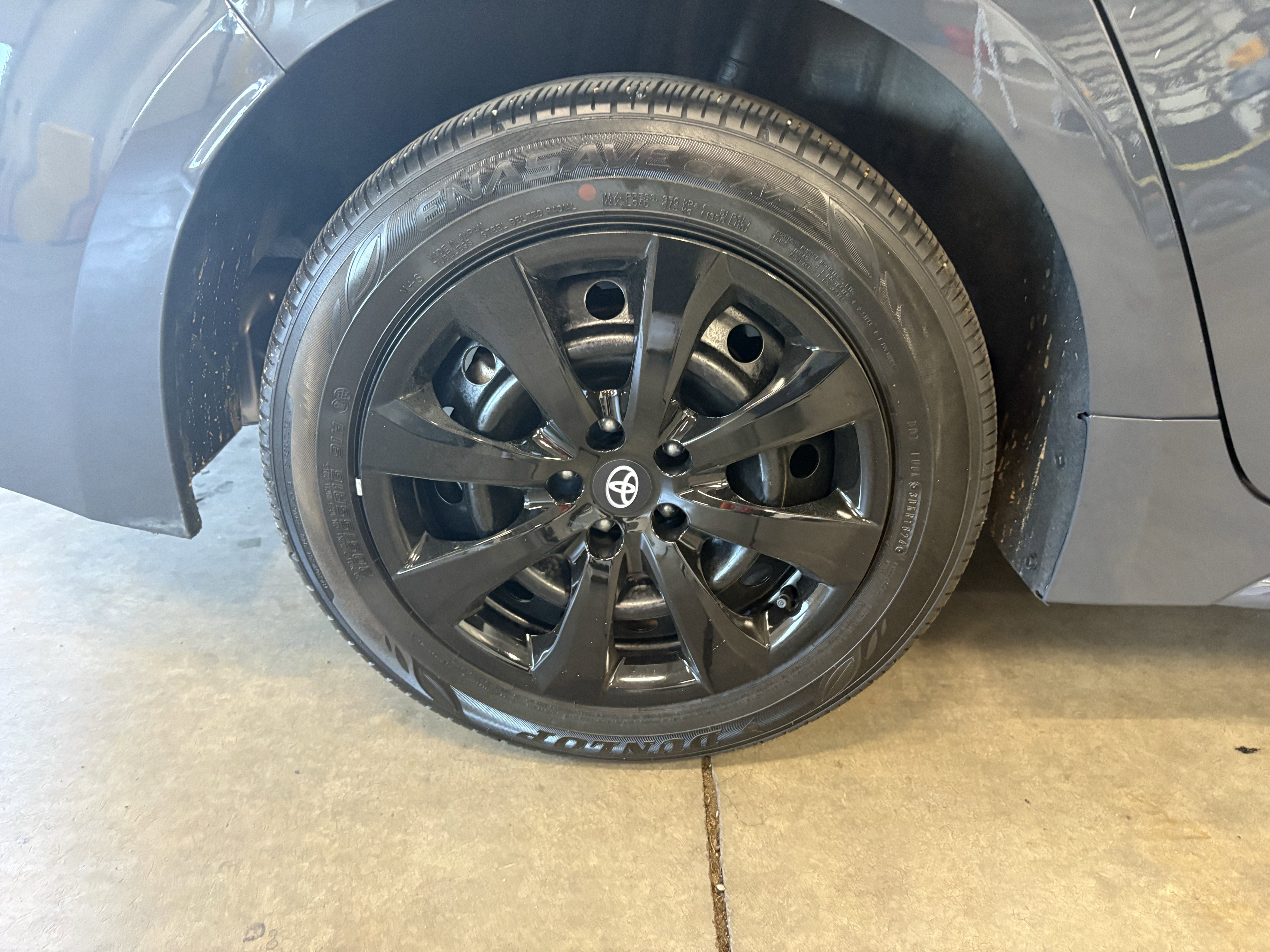 2025 Toyota Corolla LE FWD