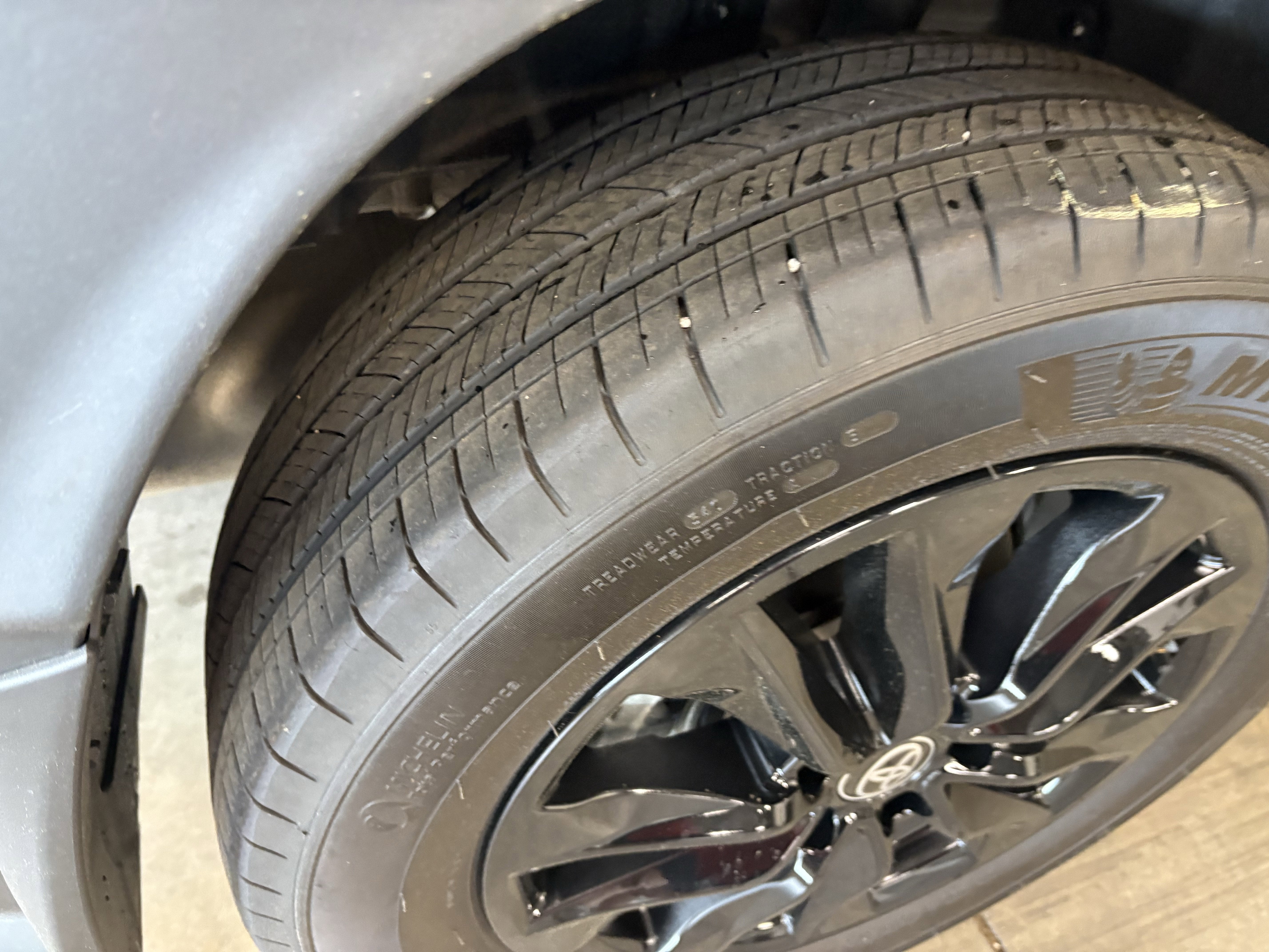 2024 Toyota Corolla Cross LE FWD