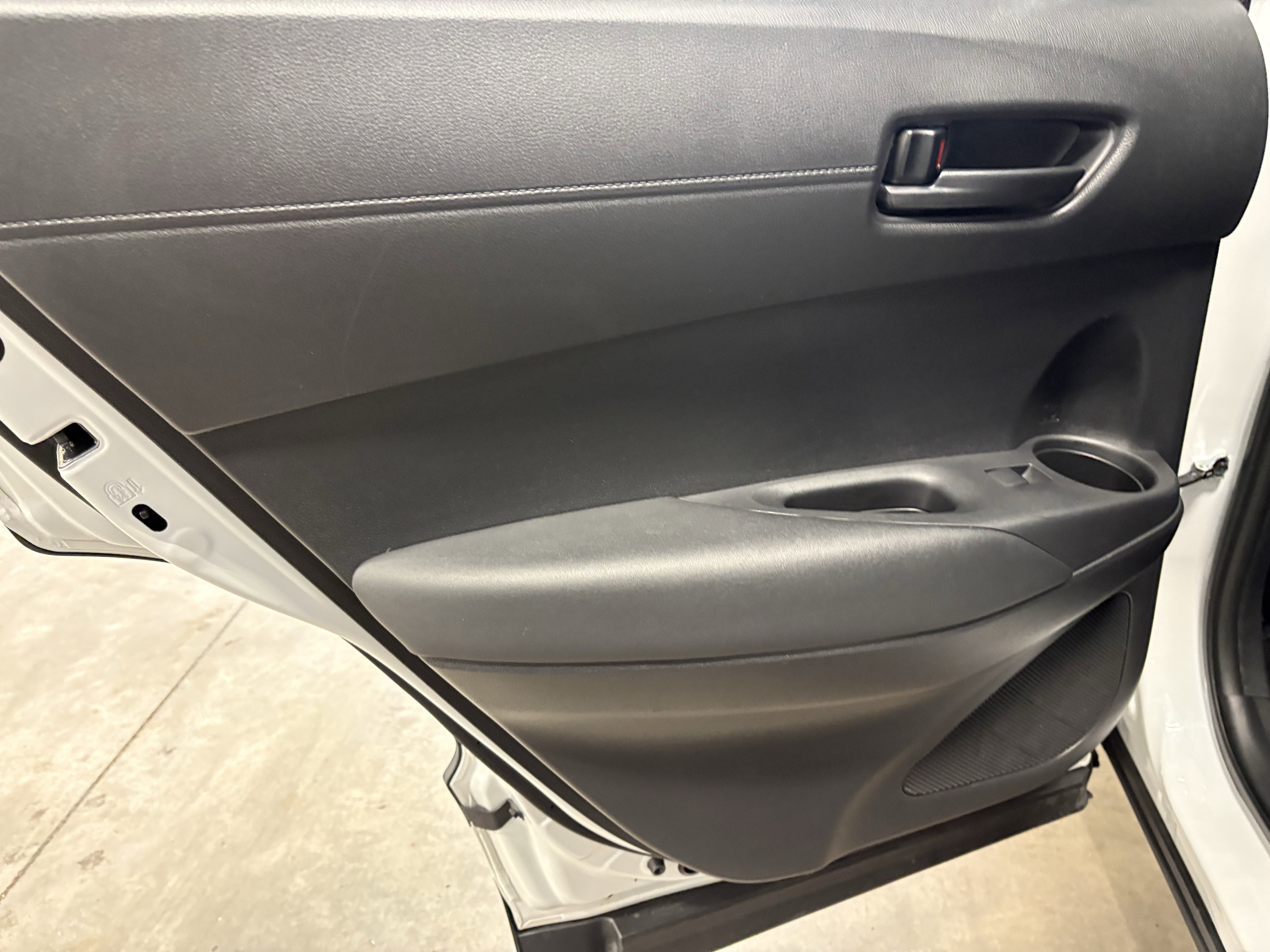 2024 Toyota Corolla Cross LE FWD