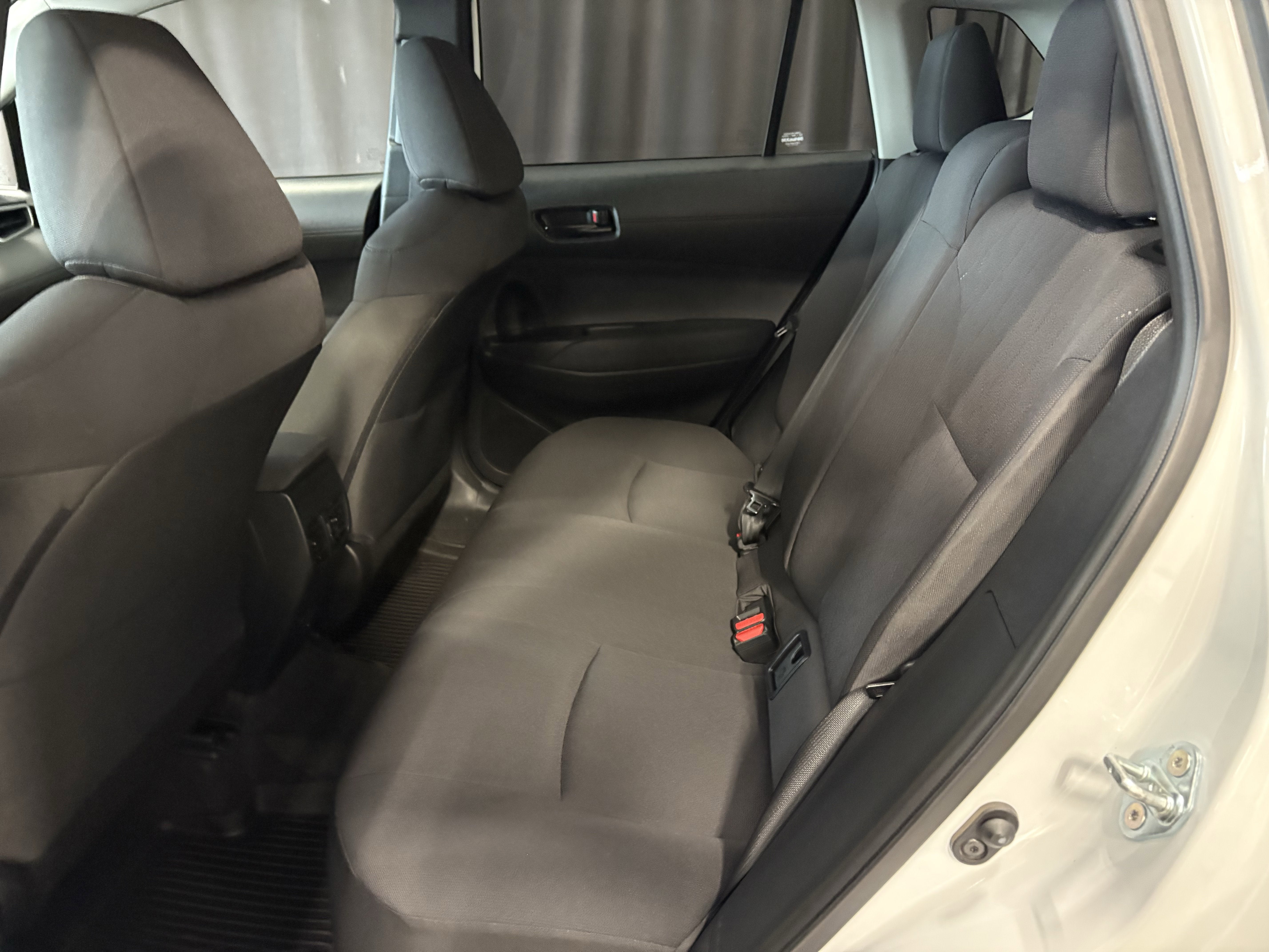 2024 Toyota Corolla Cross LE FWD